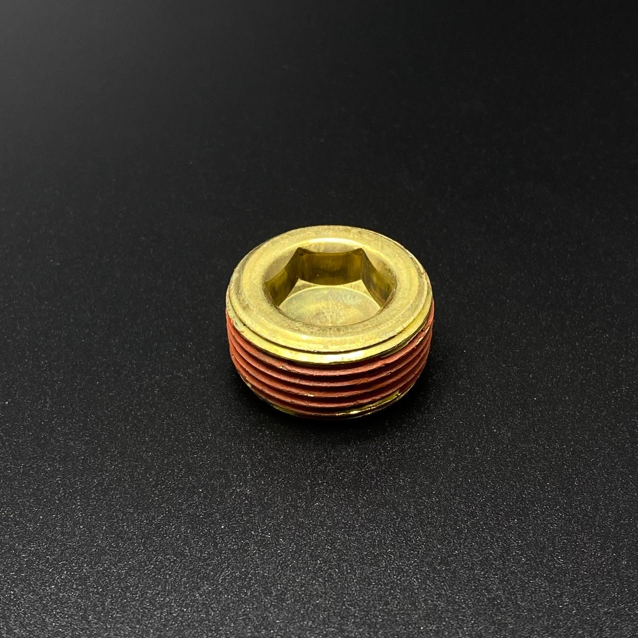 FCC0AD83-BDE1-4549-ABF9-7655EEC89882