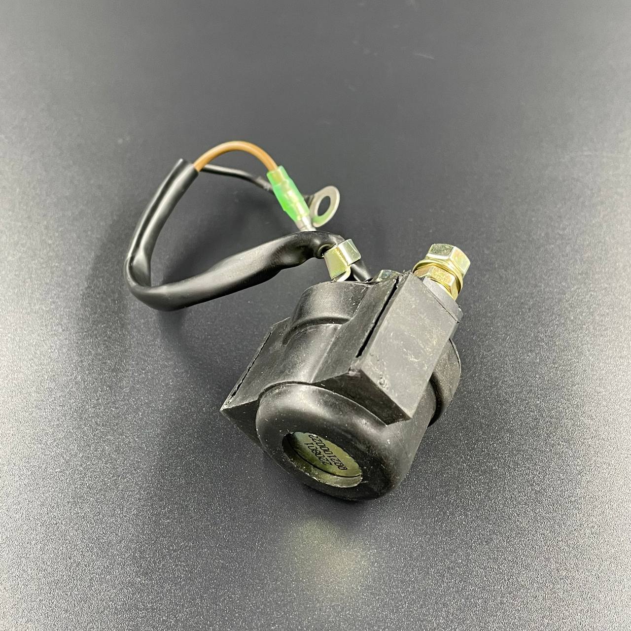 photo_5291800854778750616_y