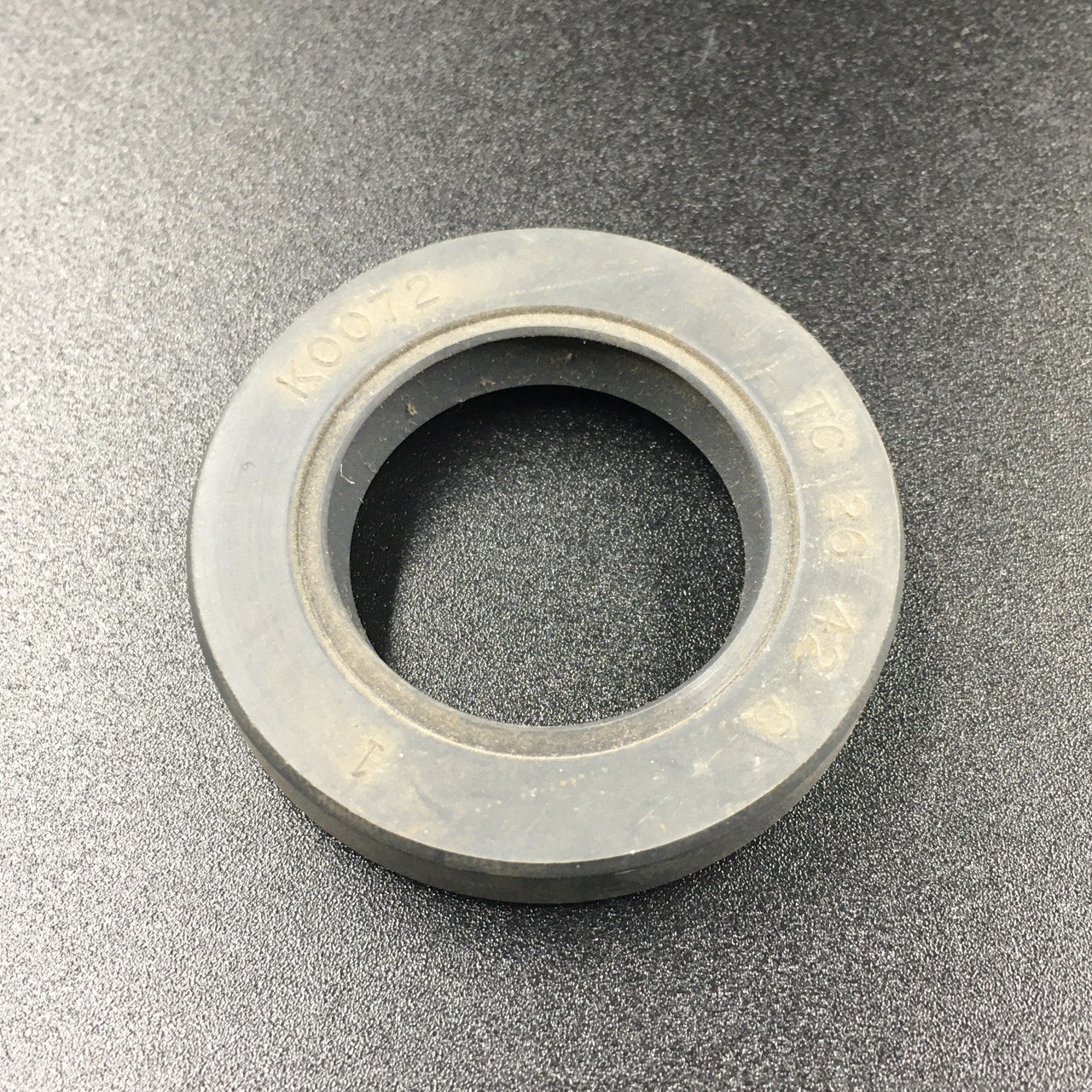 photo5386779598353706721