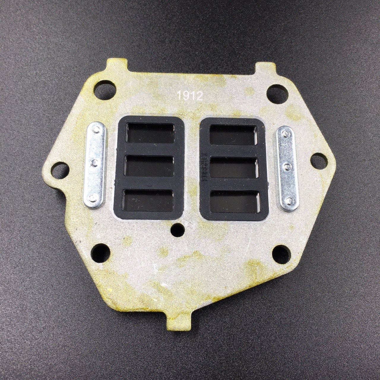 photo5453995613197806988