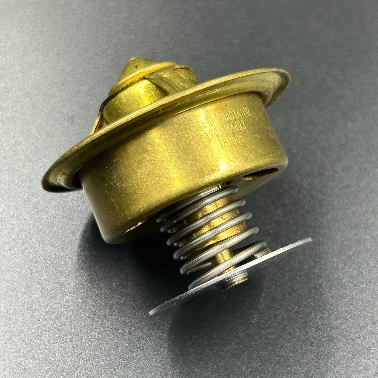 21B09376-53BF-4FE6-AB41-A61FCF598B45