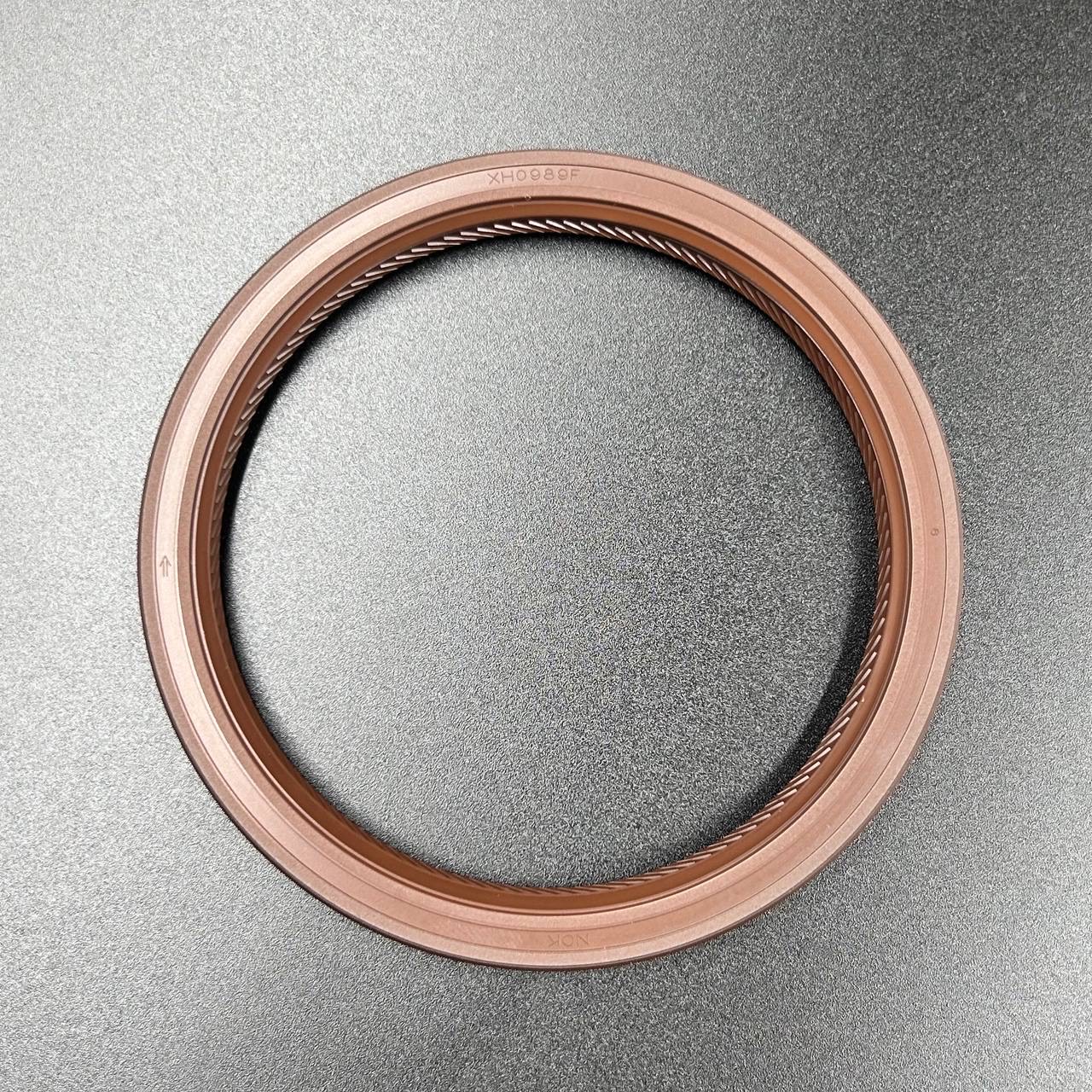 F4CF130B-492F-475D-AE27-3584D5B26634