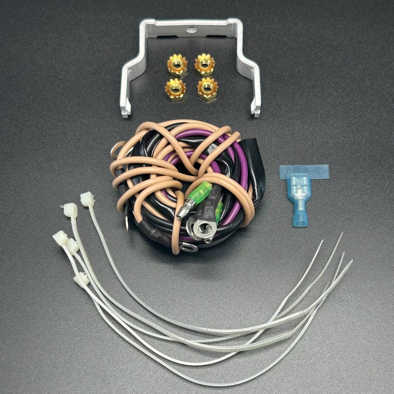 647DF1DC-7827-45BE-8843-07BE51AF6D32