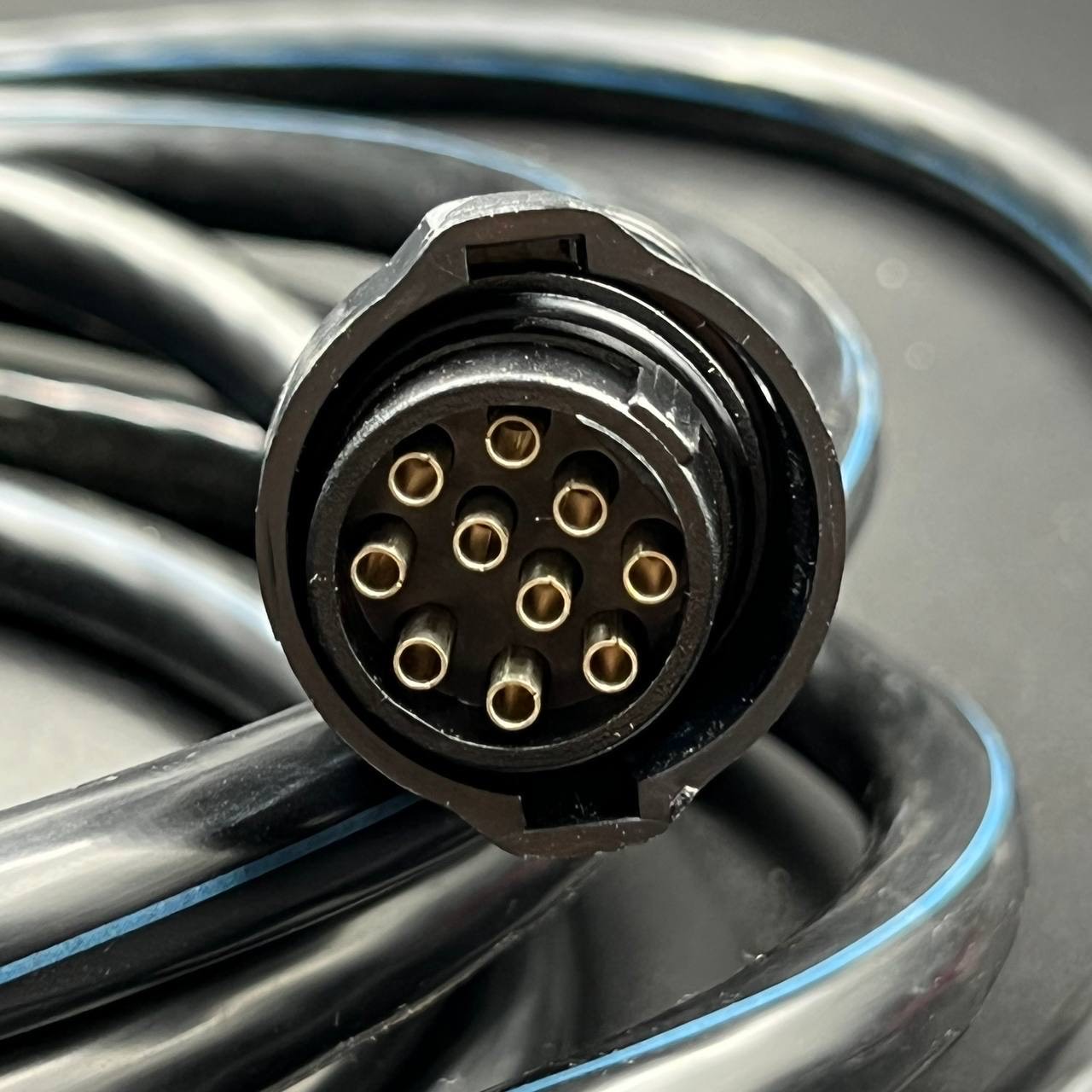 69703A6D-CA44-485B-89EB-AD5D58AE278B