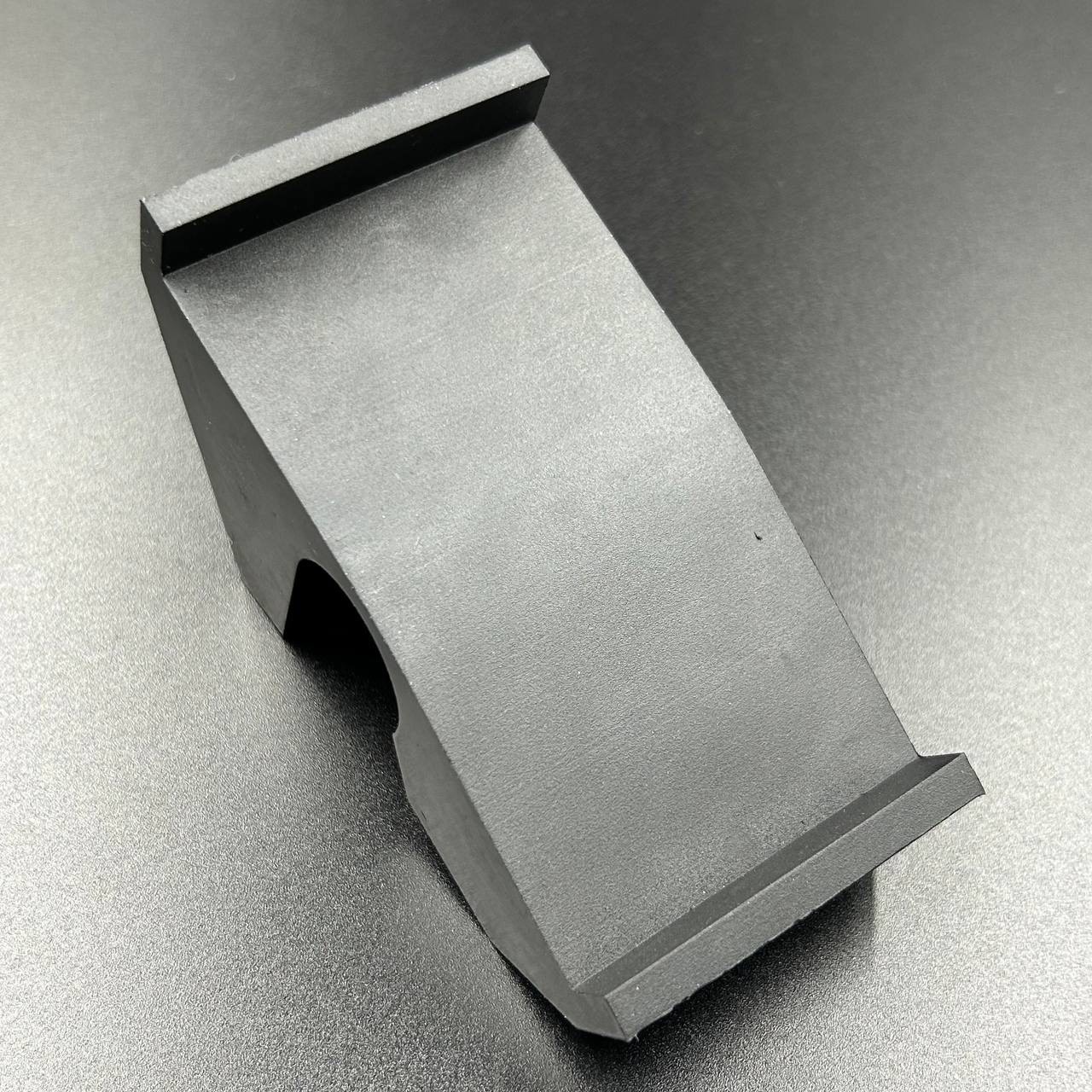 0E40894F-5FA2-41C4-BF1F-670358335293