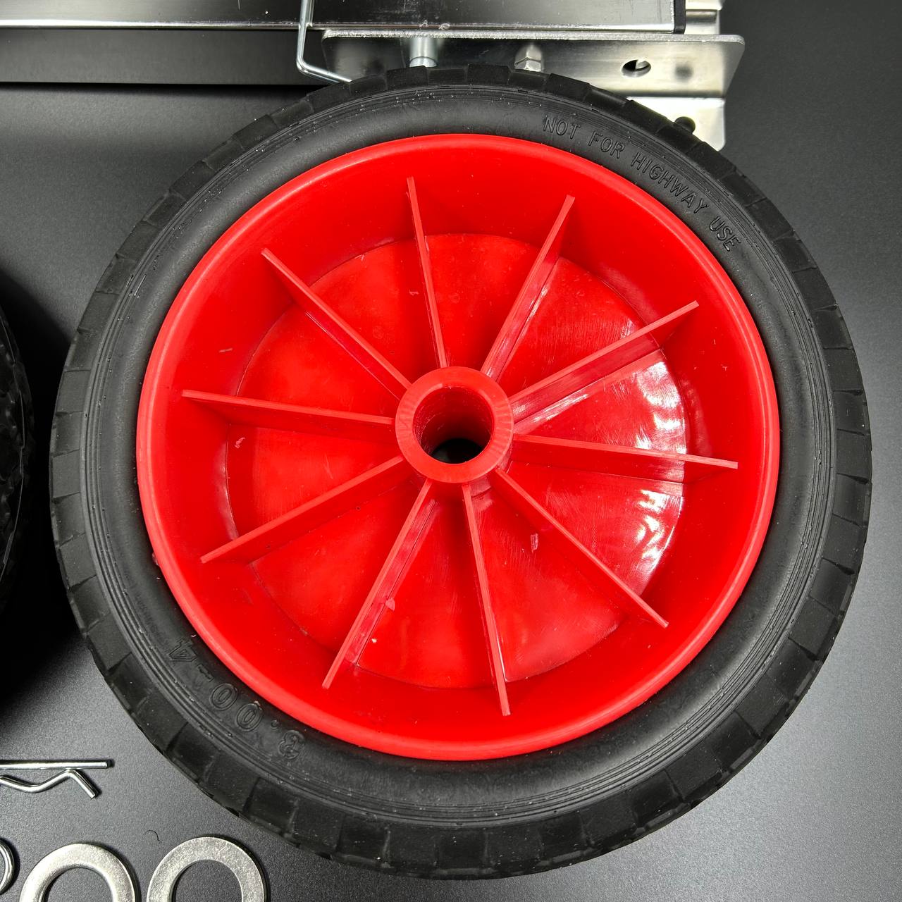 photo_5242452067094743742_y