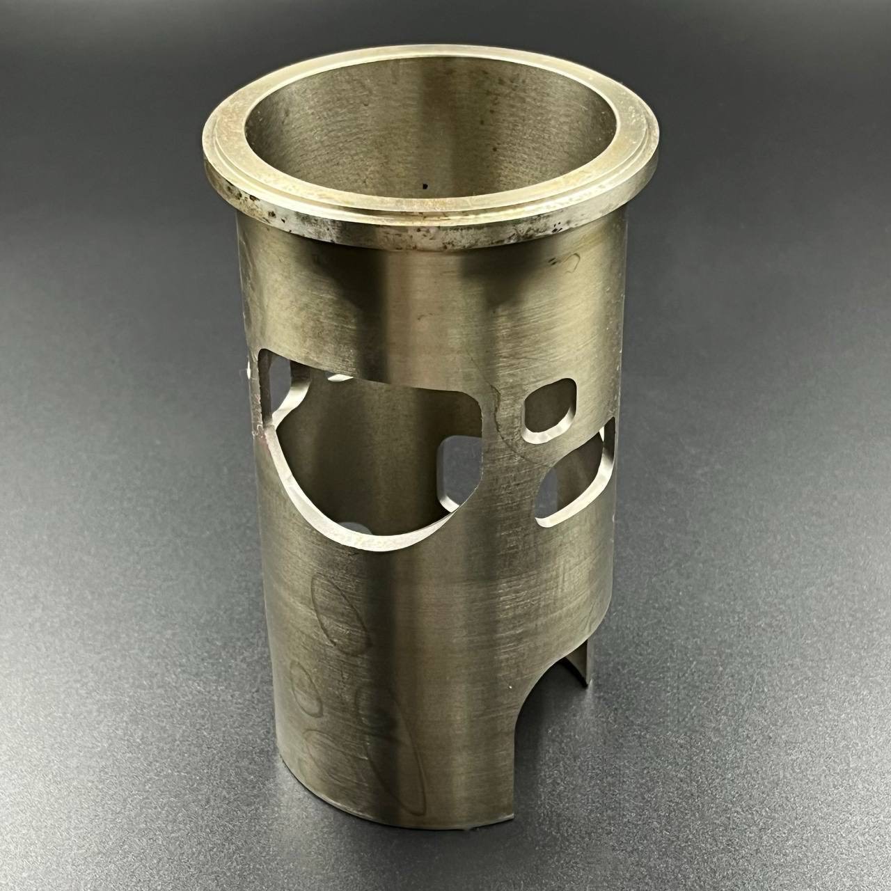 DDF4B491-3D6E-46BA-ADDA-4A898017EE7F