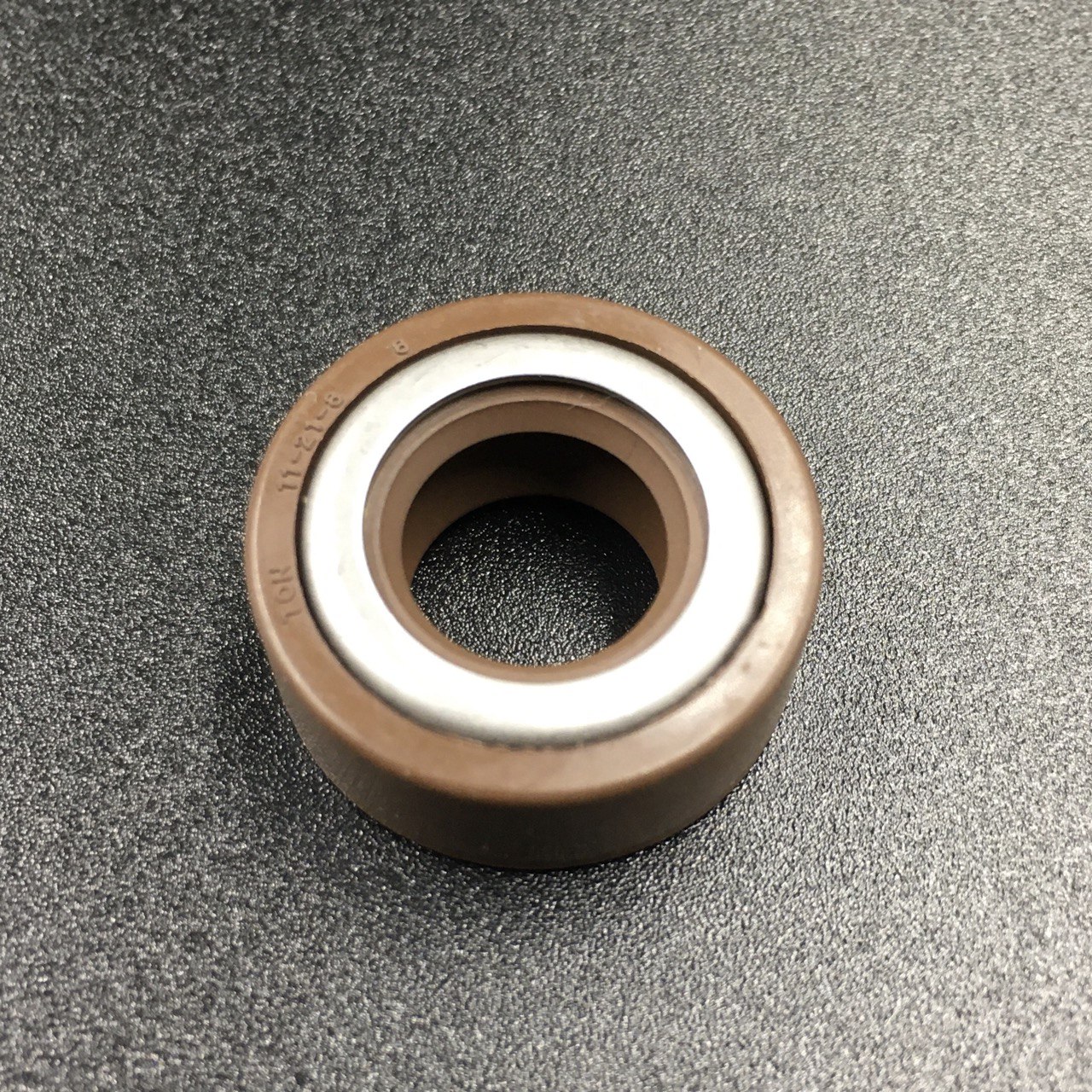 photo5447120684816903980