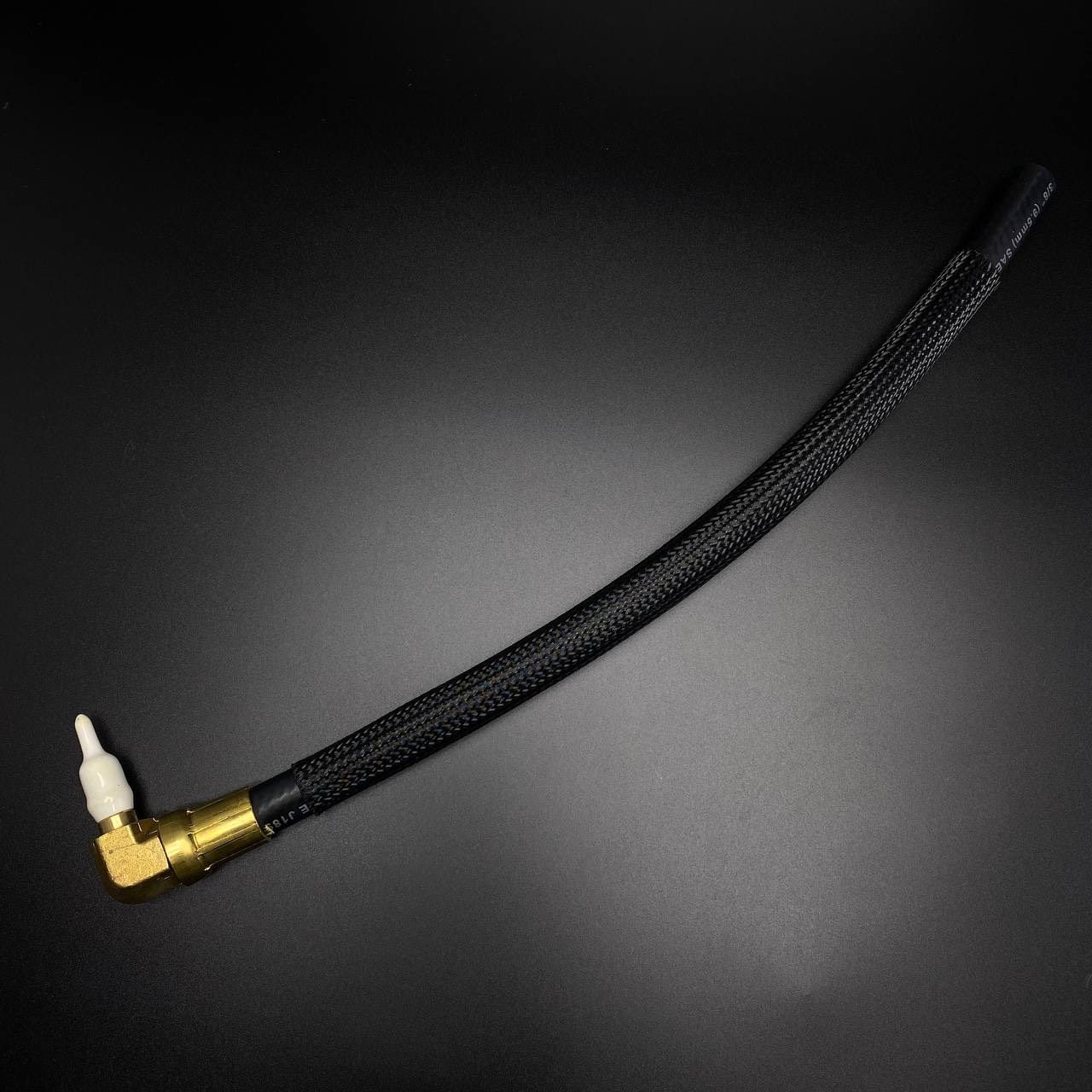 30F6E08C-12E4-4C3E-8155-C5B52E815D9C