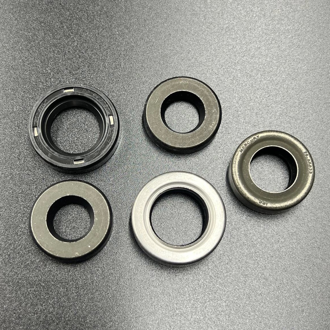 1CAD8F59-F0A2-4052-AD29-BF21A54906EF