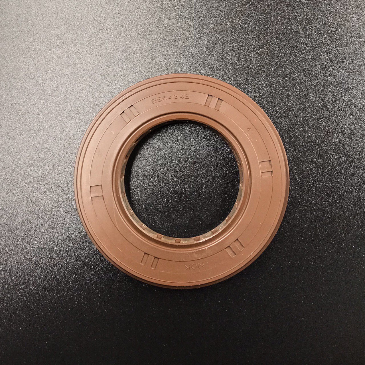 photo5316907339510558040