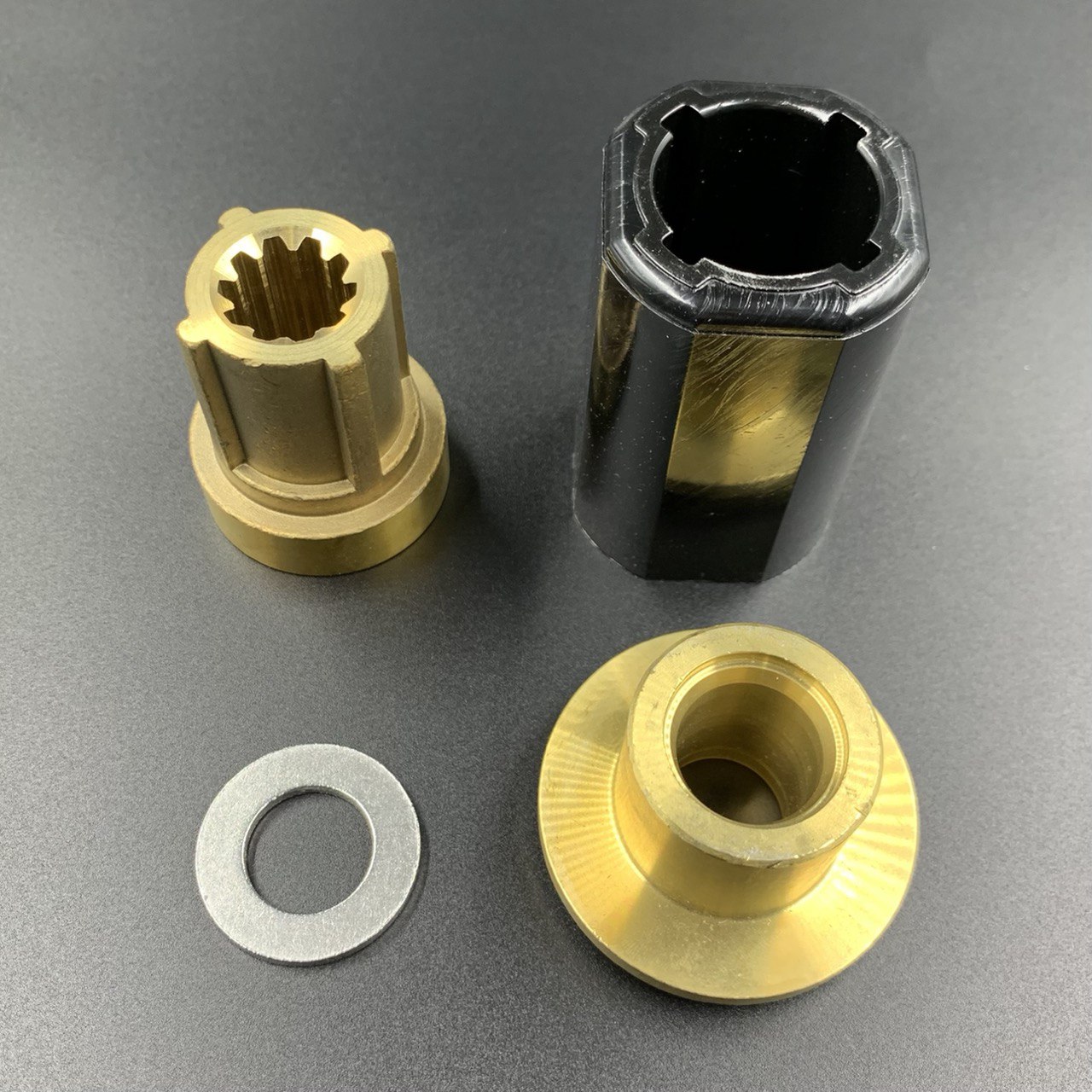 photo5305503518439879906