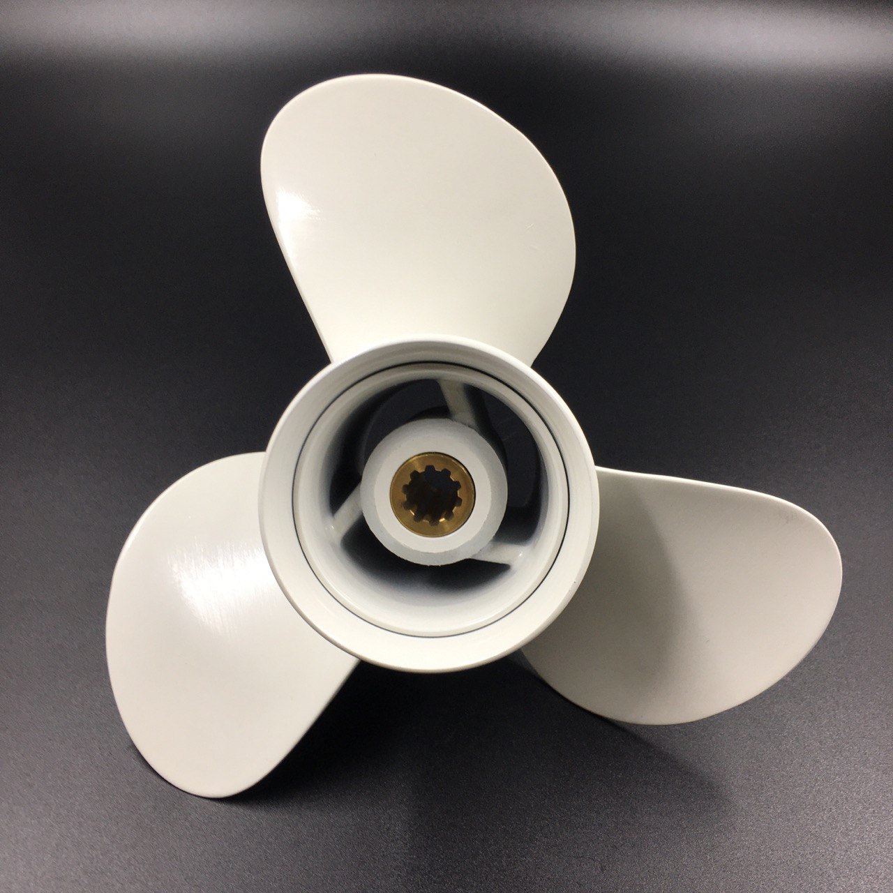 photo5222096958653575090