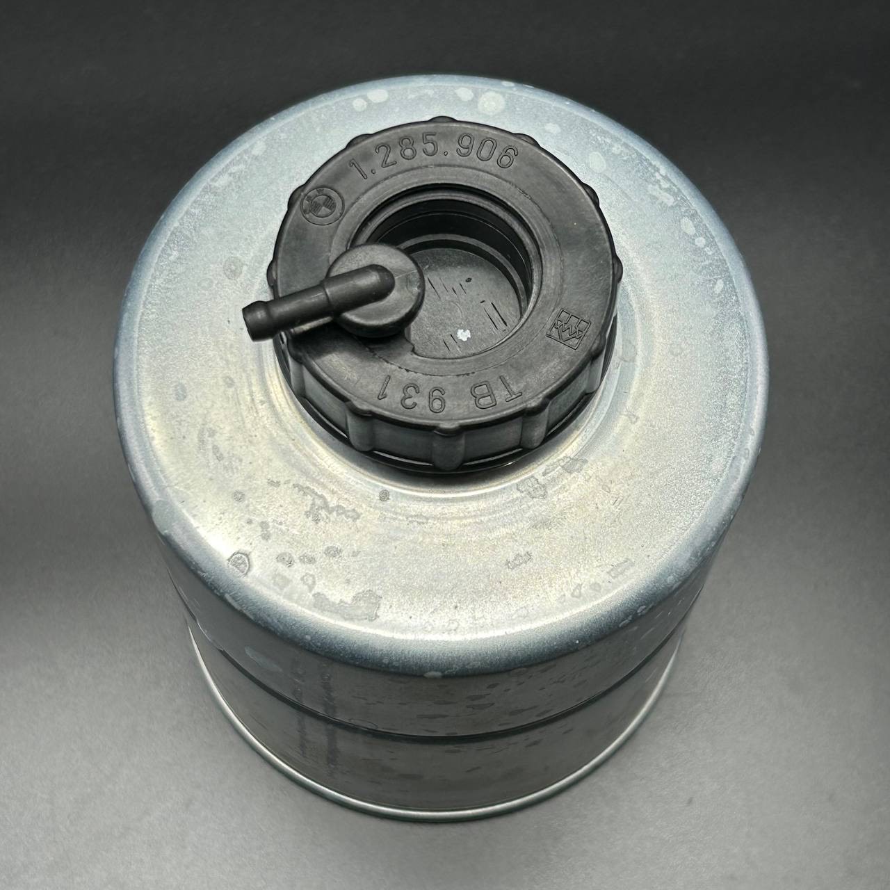 8A355C70-F35E-4514-8B0C-2B8AA973C474