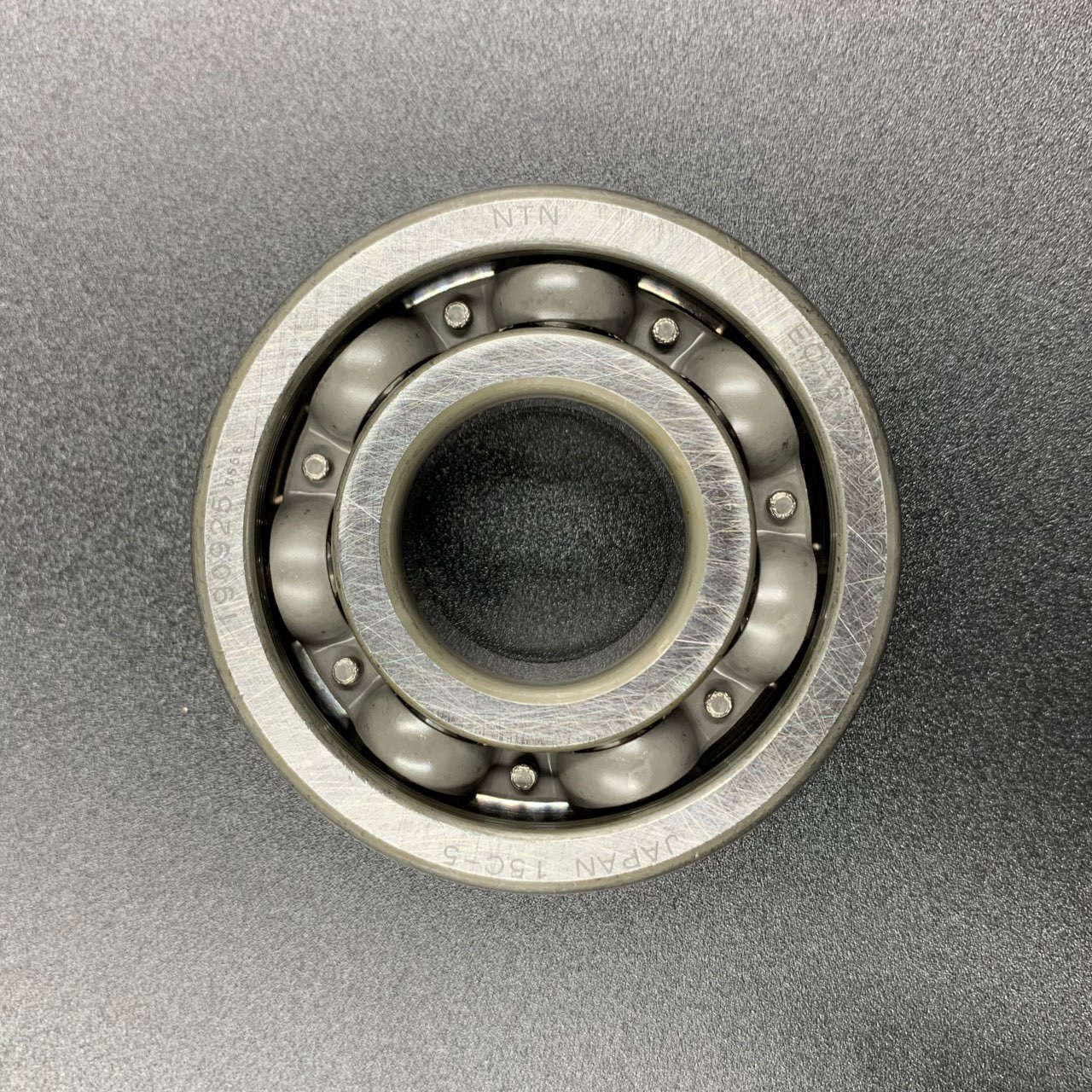 photo5415853967147118217