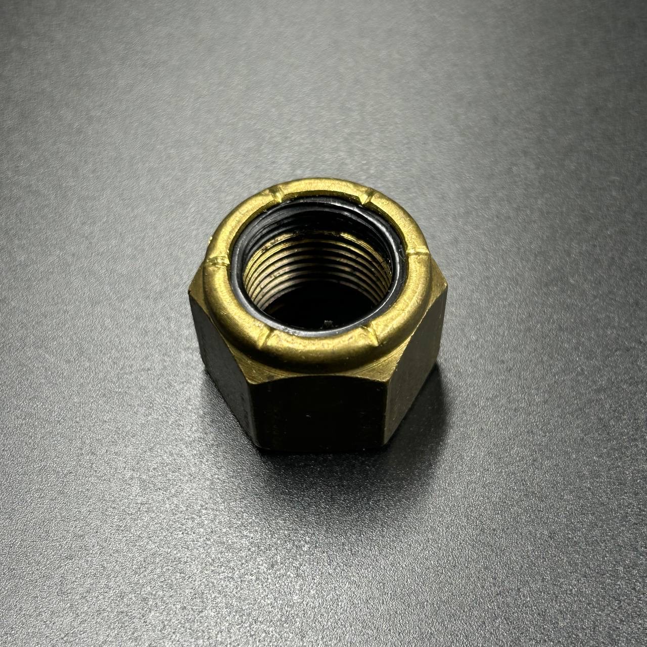 D7CBF528-FAD4-4228-AF5F-14B0D4BC2A33