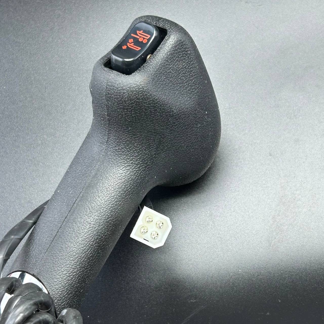 FF28F813-9D77-48E3-AFBA-97C28B1393D3