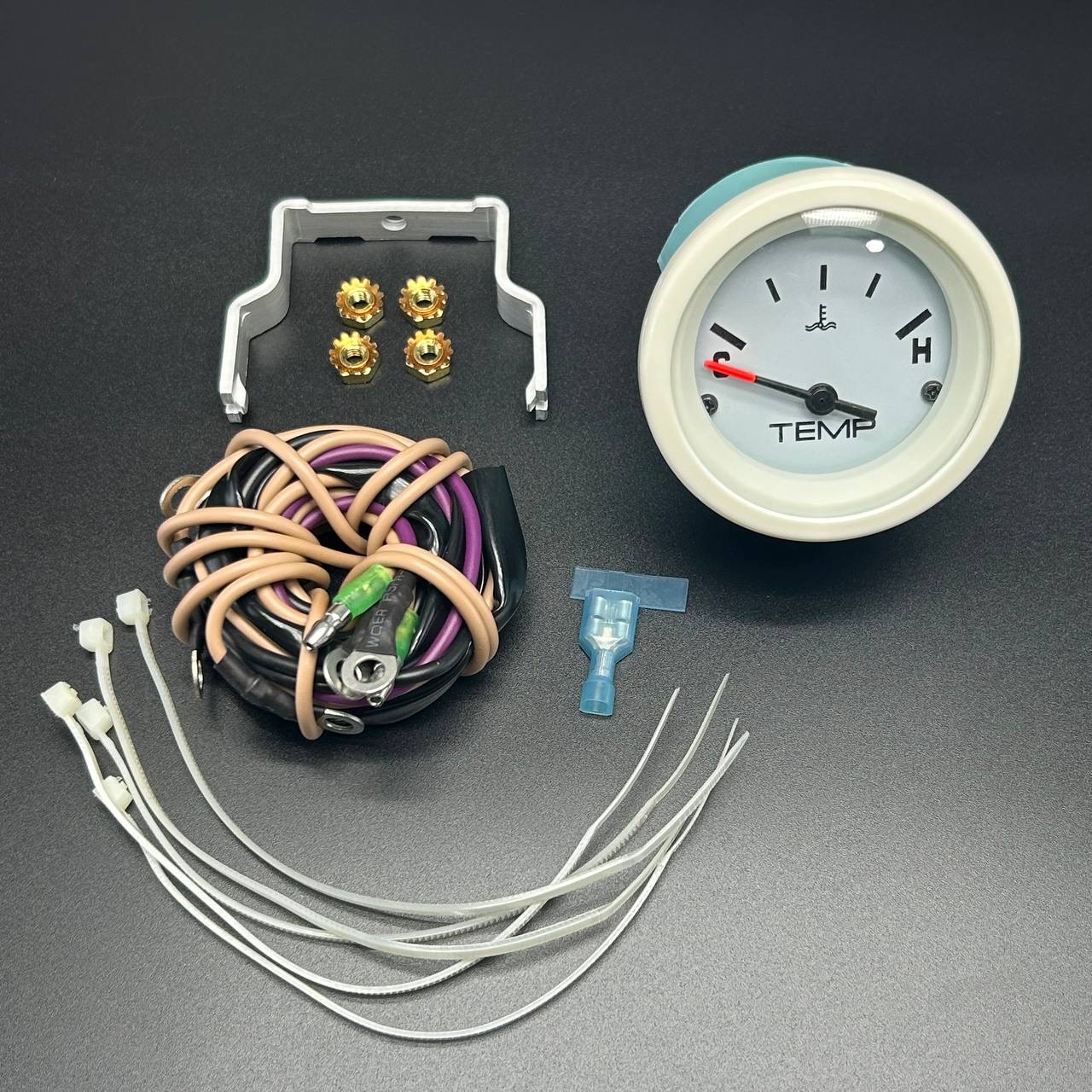 9F3039F2-842E-436C-9608-3E93E962C973