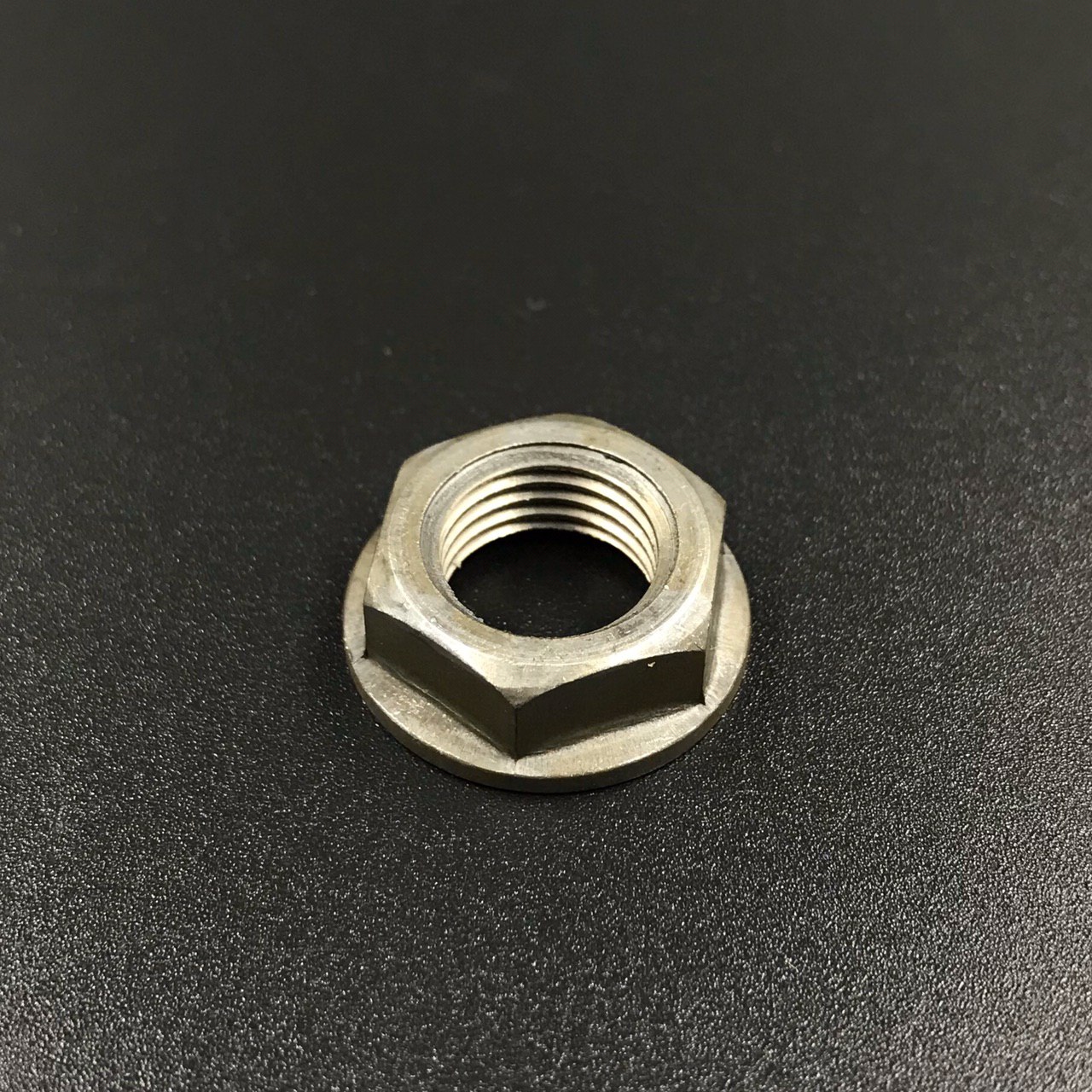 photo5316907339510557788