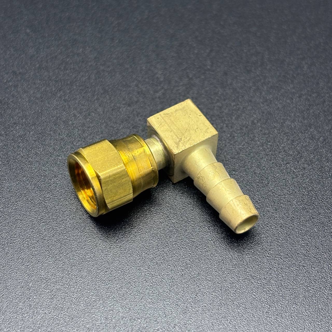 228E3E14-75CD-431B-A7CE-E5424CCE6AB0