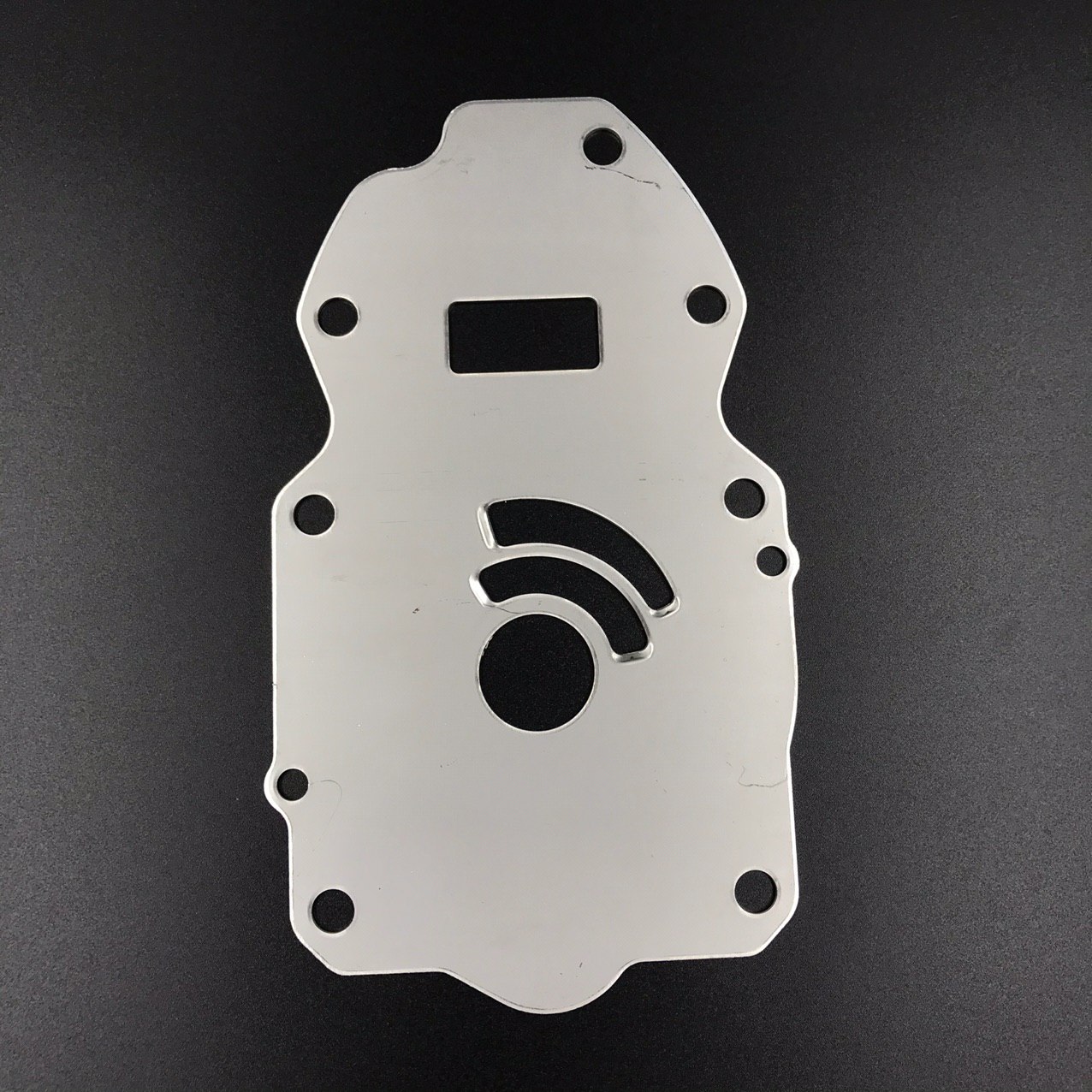 photo5303345099805142850