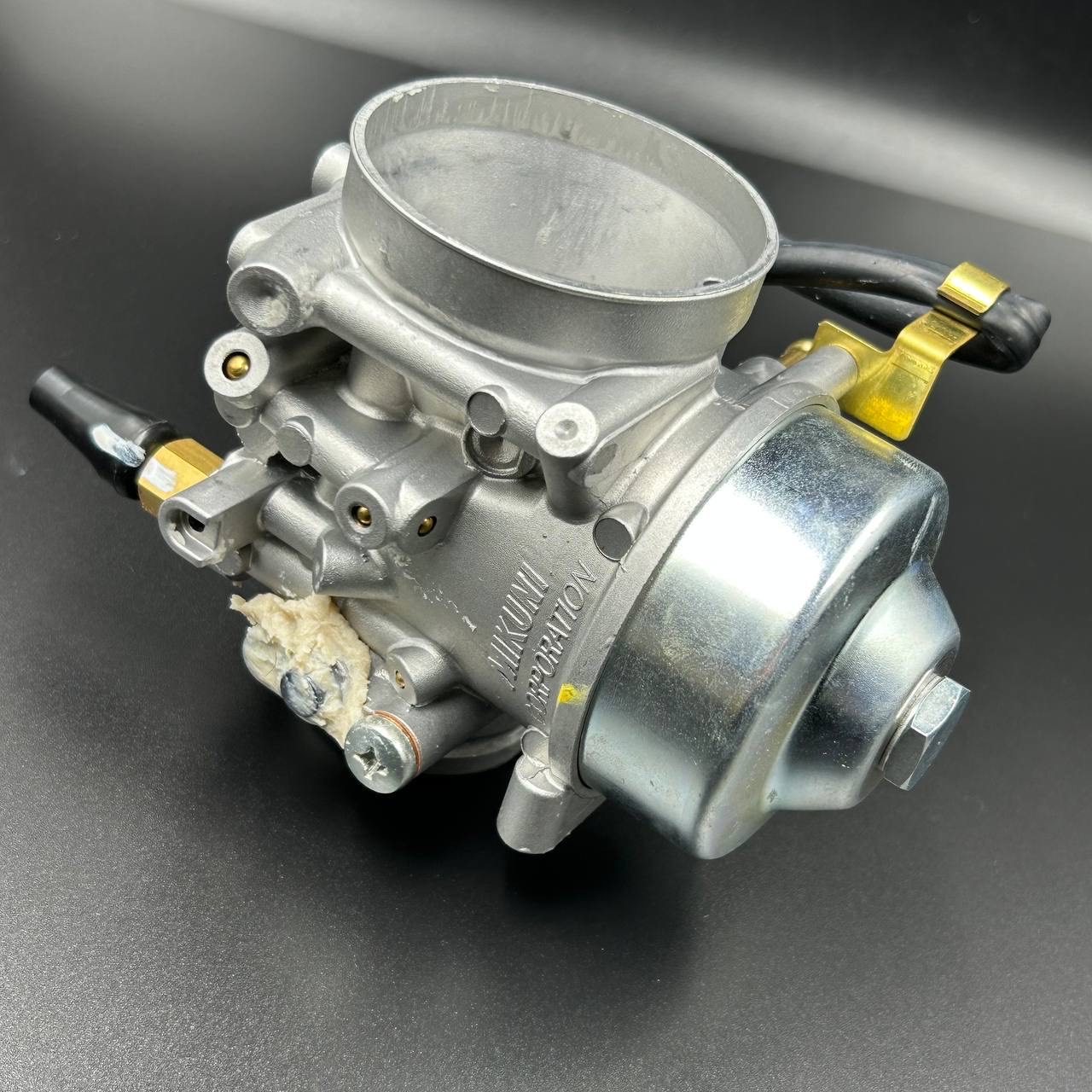 B484EE6C-A67E-4F1B-B7CF-3661C96FA025