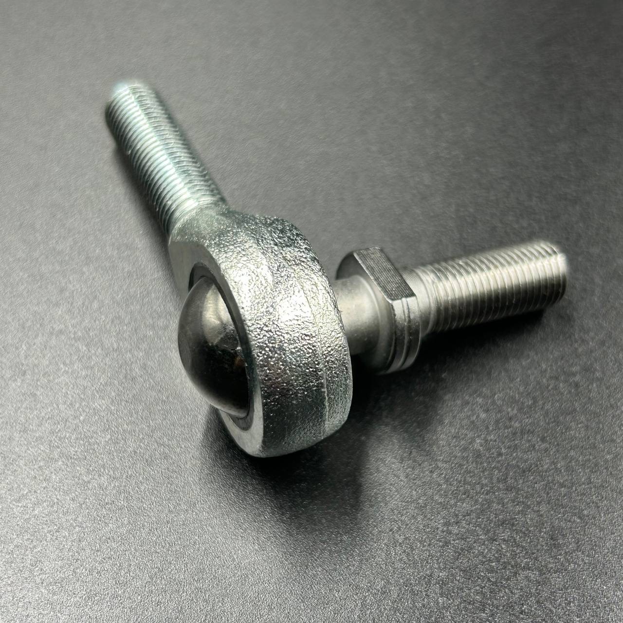 F5EE6EFE-C14C-47C1-BD2C-2D5DCCA4DD15