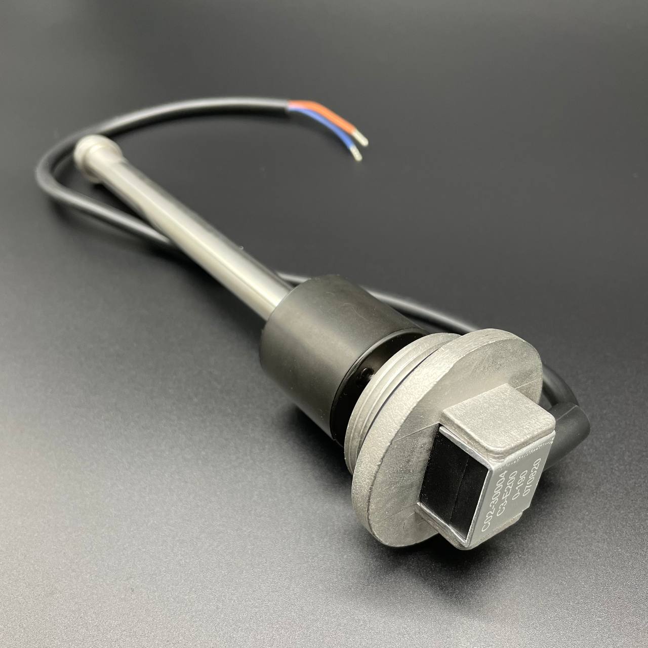 photo5341597092155601138