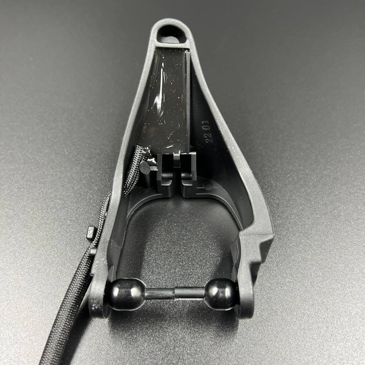 E2F65932-7E59-4A6E-A0B0-CFF3E3A741F2