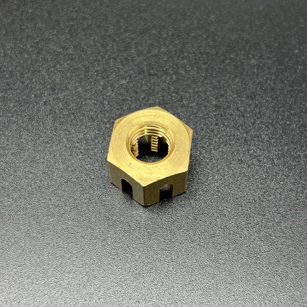 3CB52823-04DF-4600-98ED-B9BF957E1896