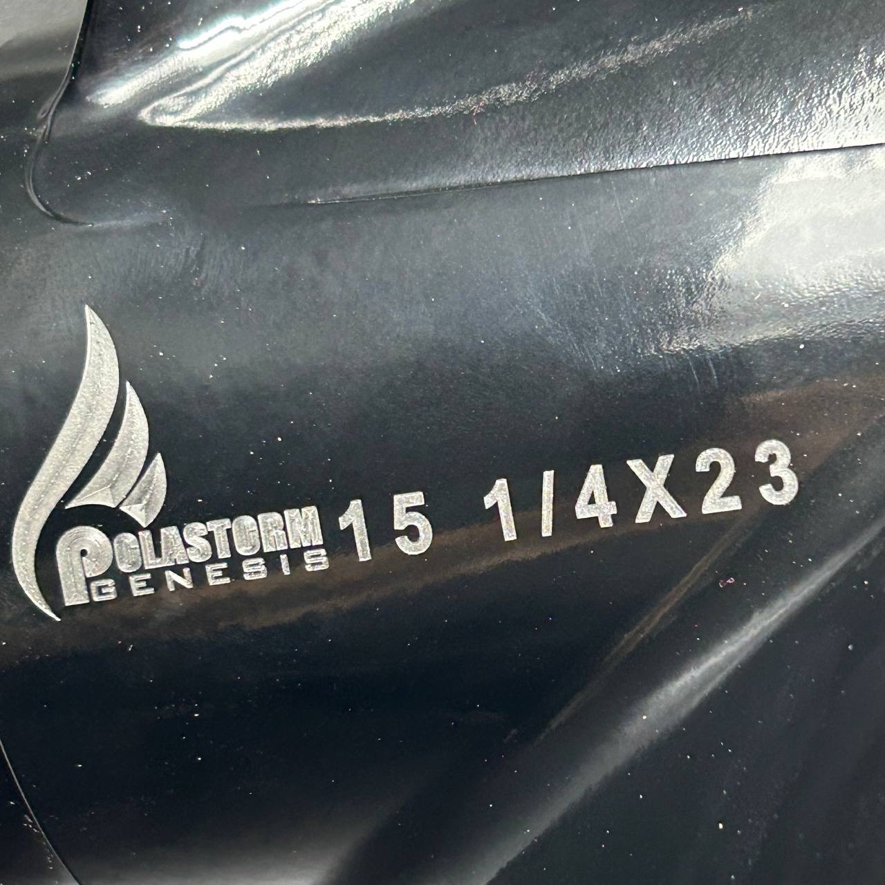 242E9FA3-A9F9-433E-825B-7F9C76025E93