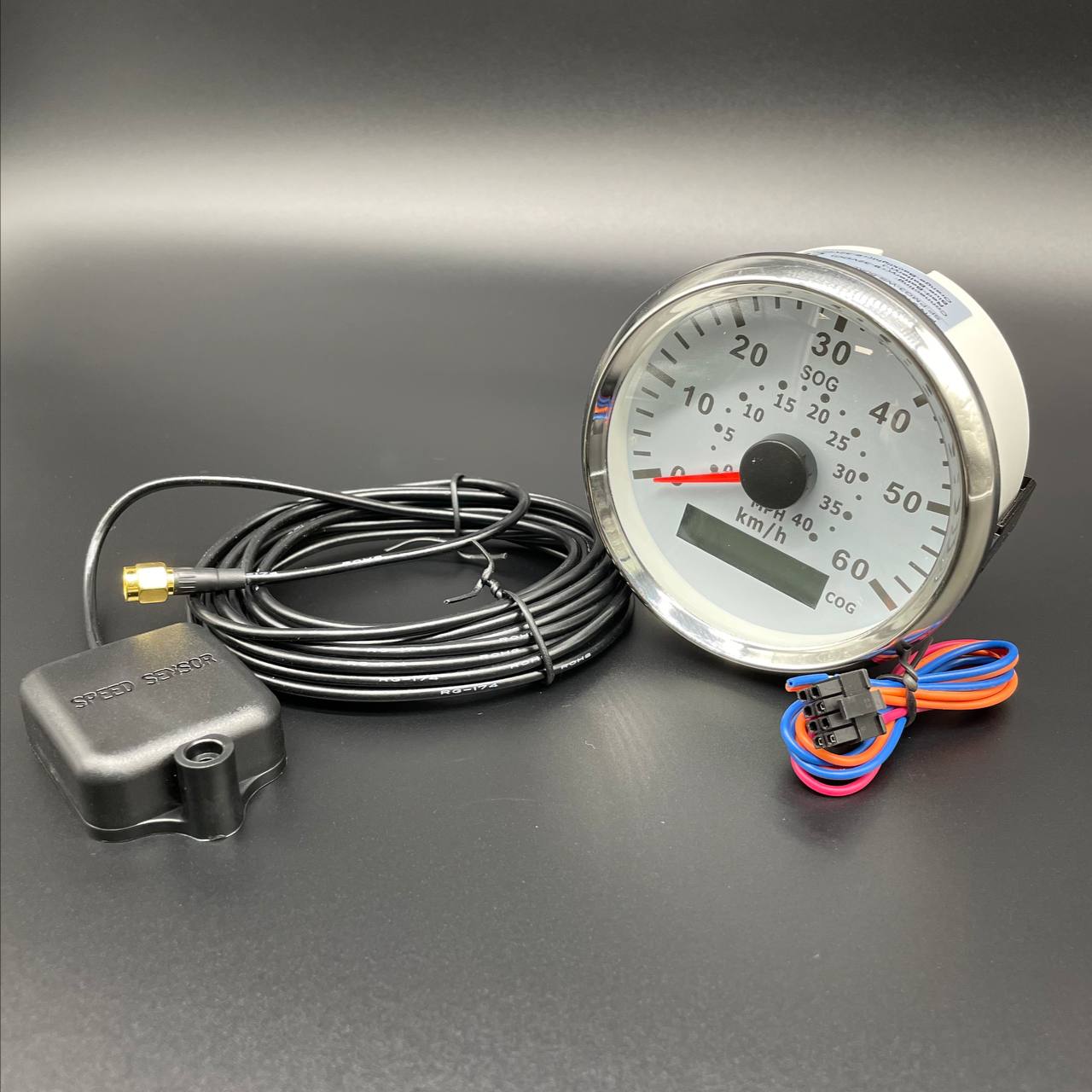 photo5341597092155601136