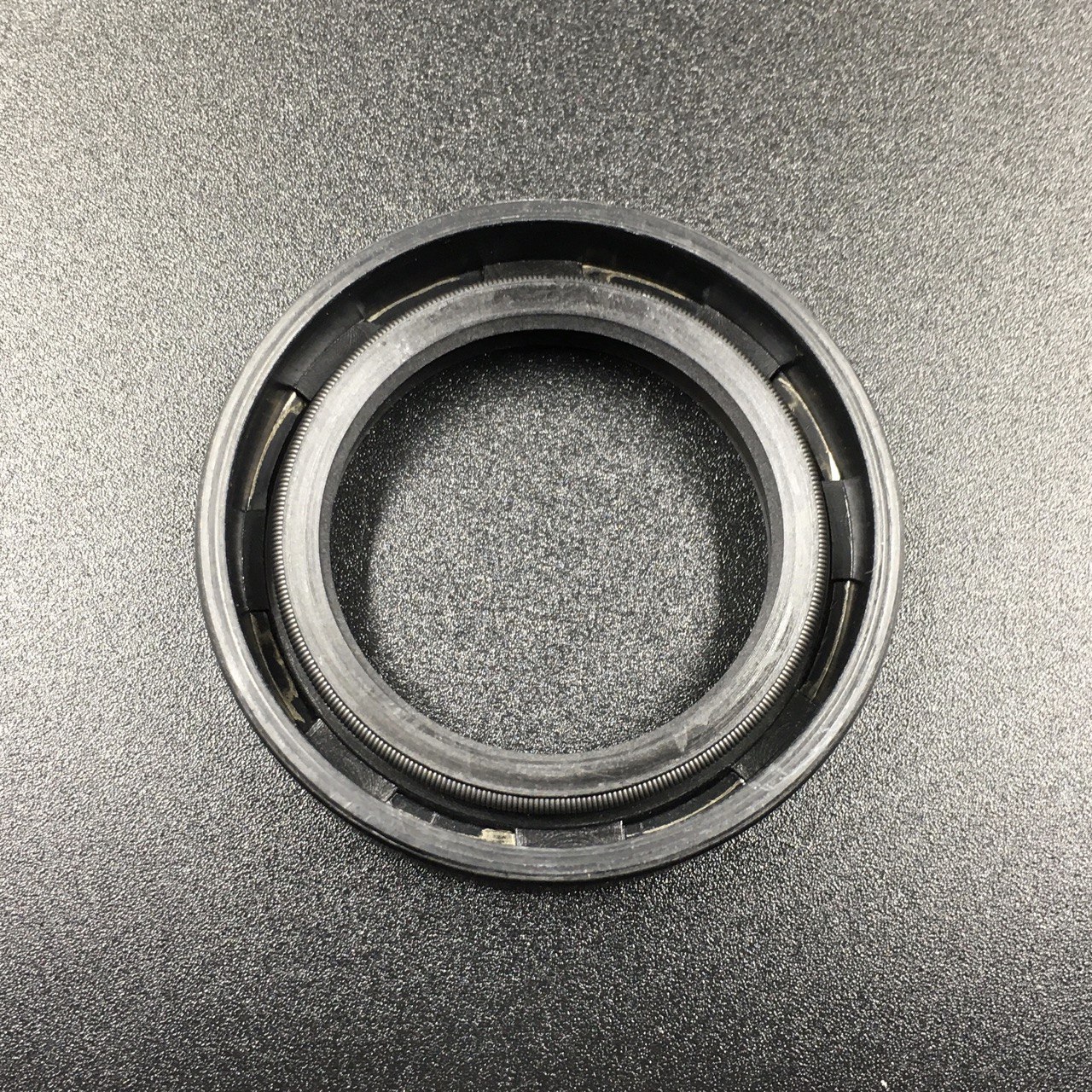 photo5202216942314828435