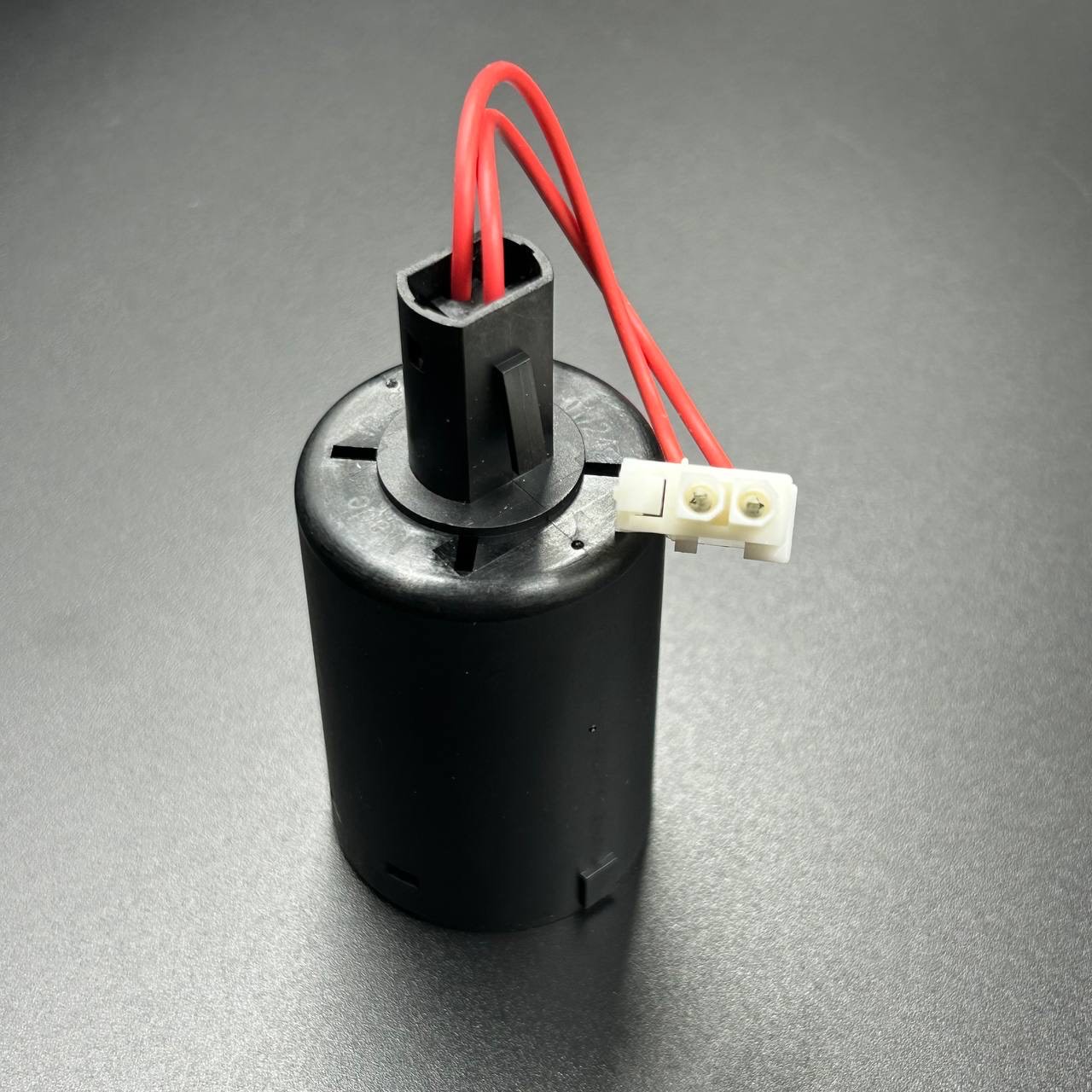 0744C8F4-19F7-4E8C-A610-440F50E6456D