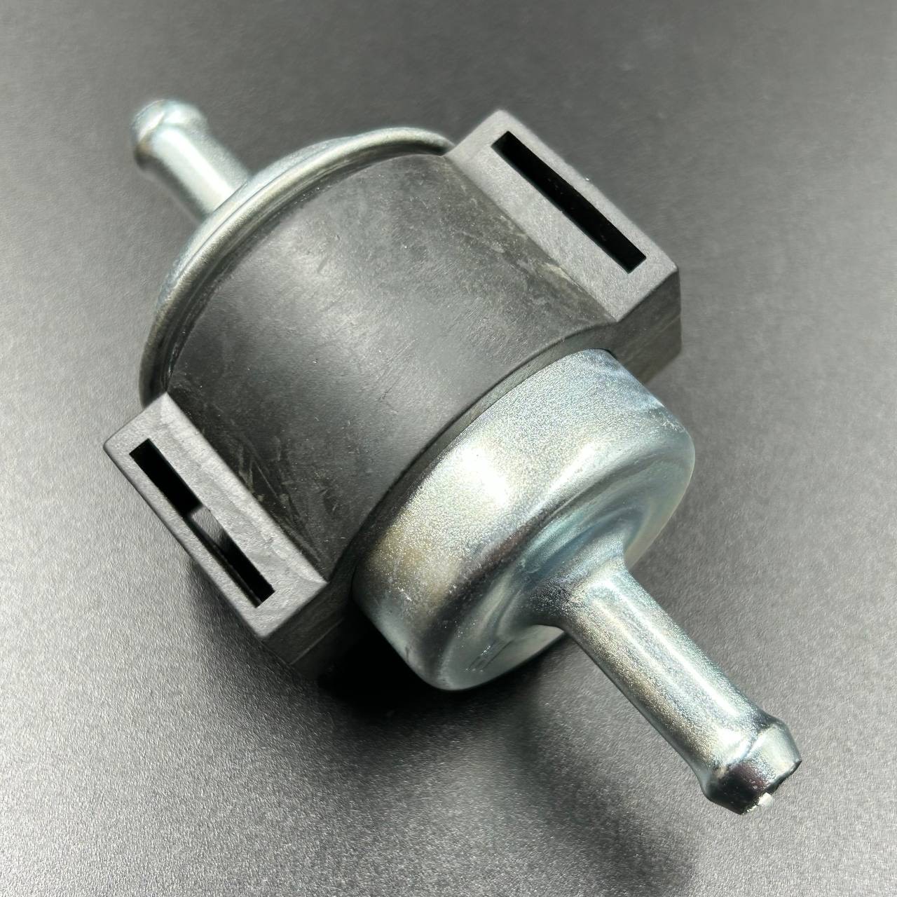 BB258E8F-272C-4F13-BFAC-C34B50FEE32E