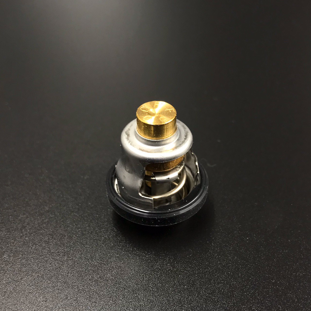 photo5316907339510558005