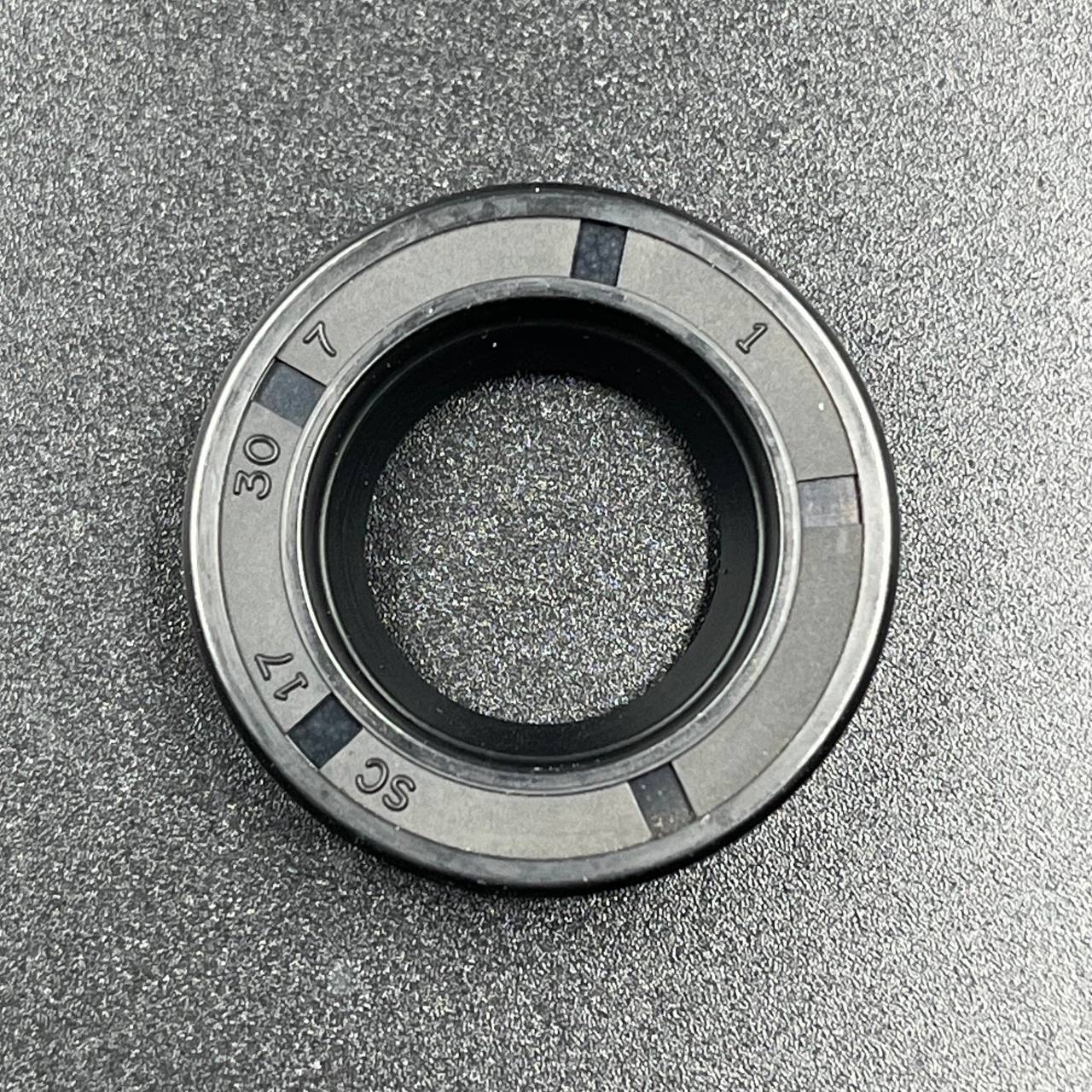 C8D9C5D2-9854-41E3-9309-CDBD62562A72