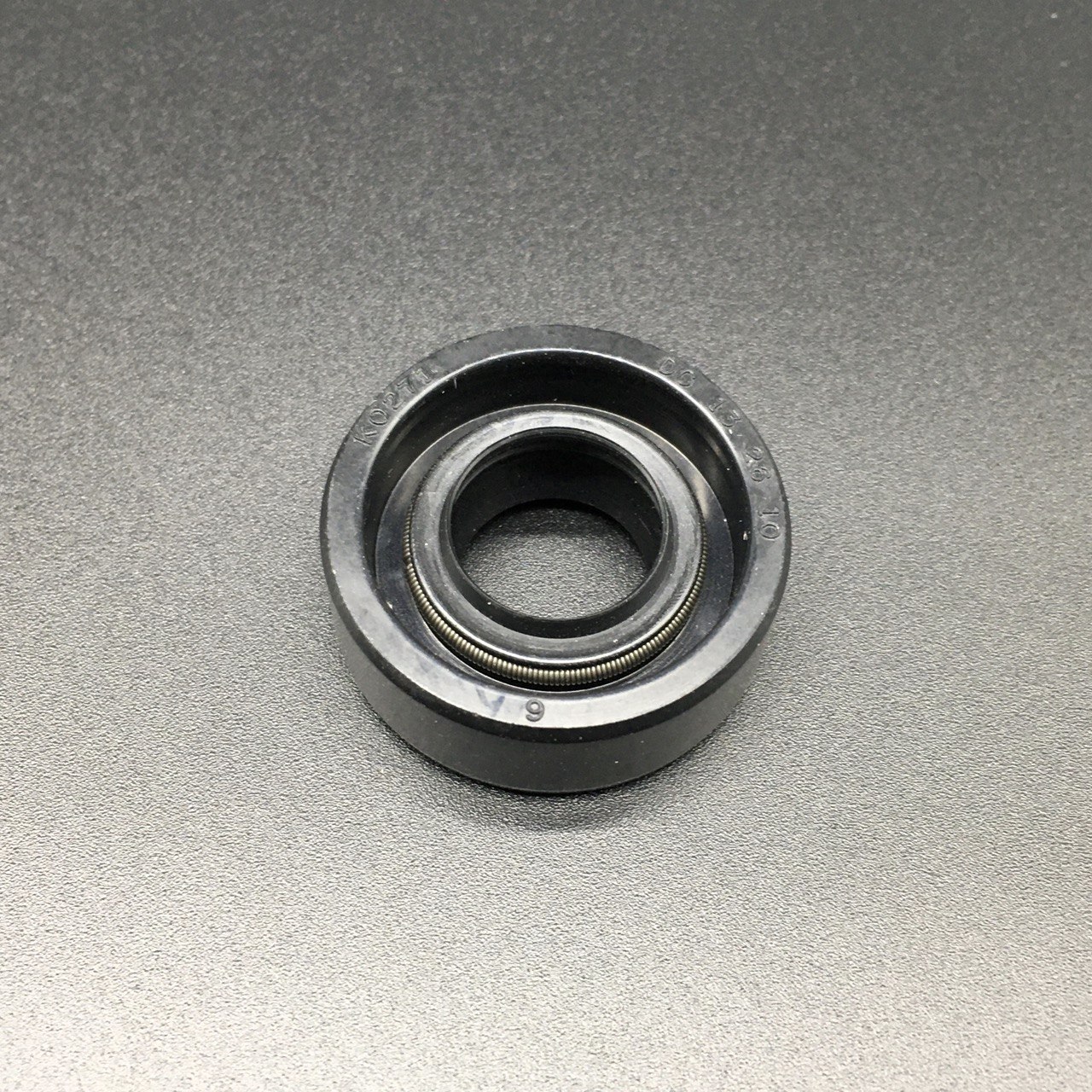 photo5271878704810799353