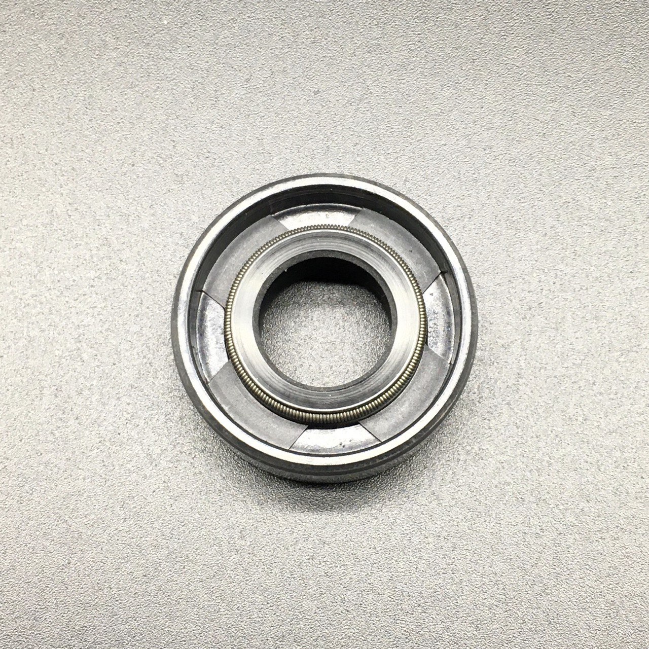 photo5271878704810799354