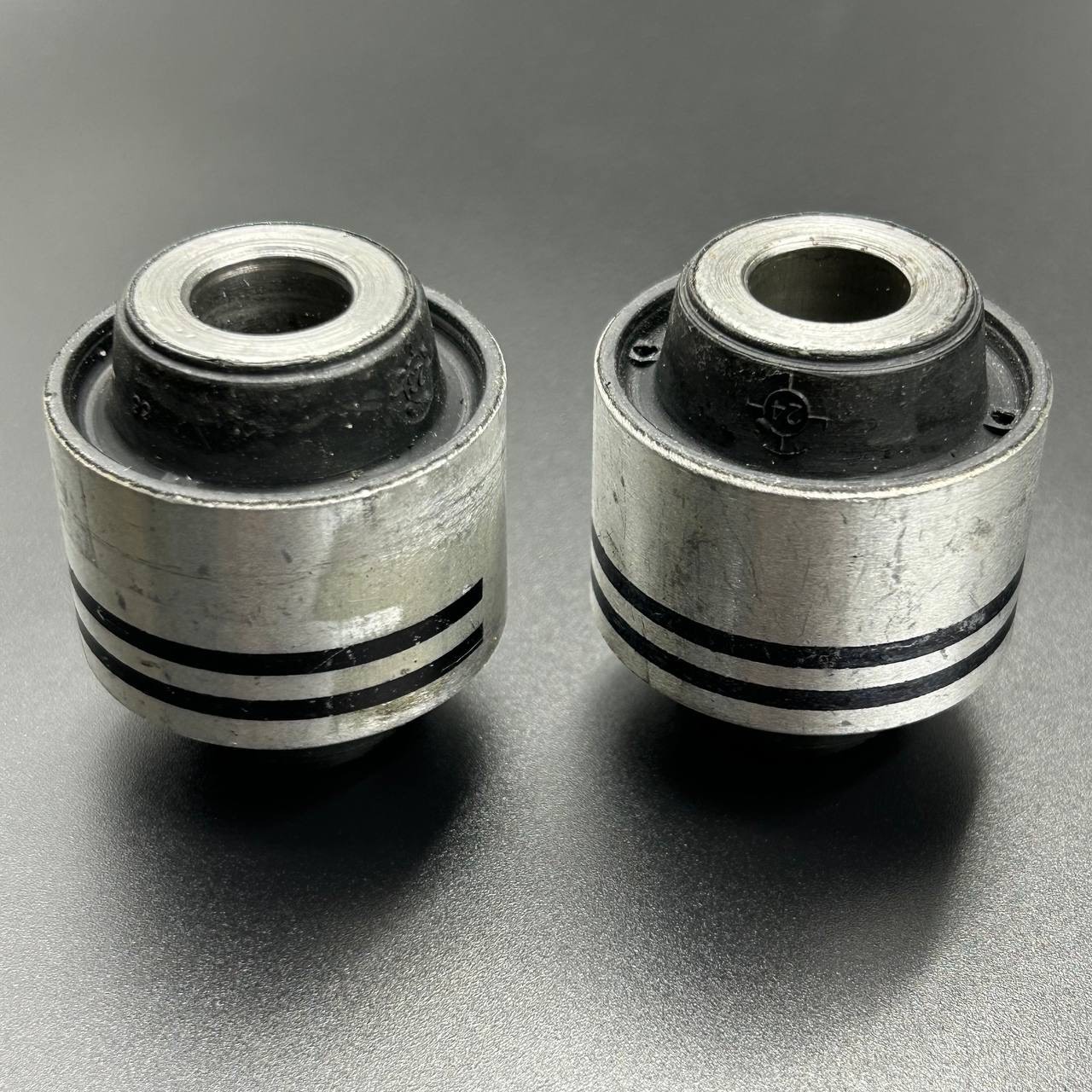 40A4BBE0-4D0B-4DBE-BF20-9E5D3CC5499E