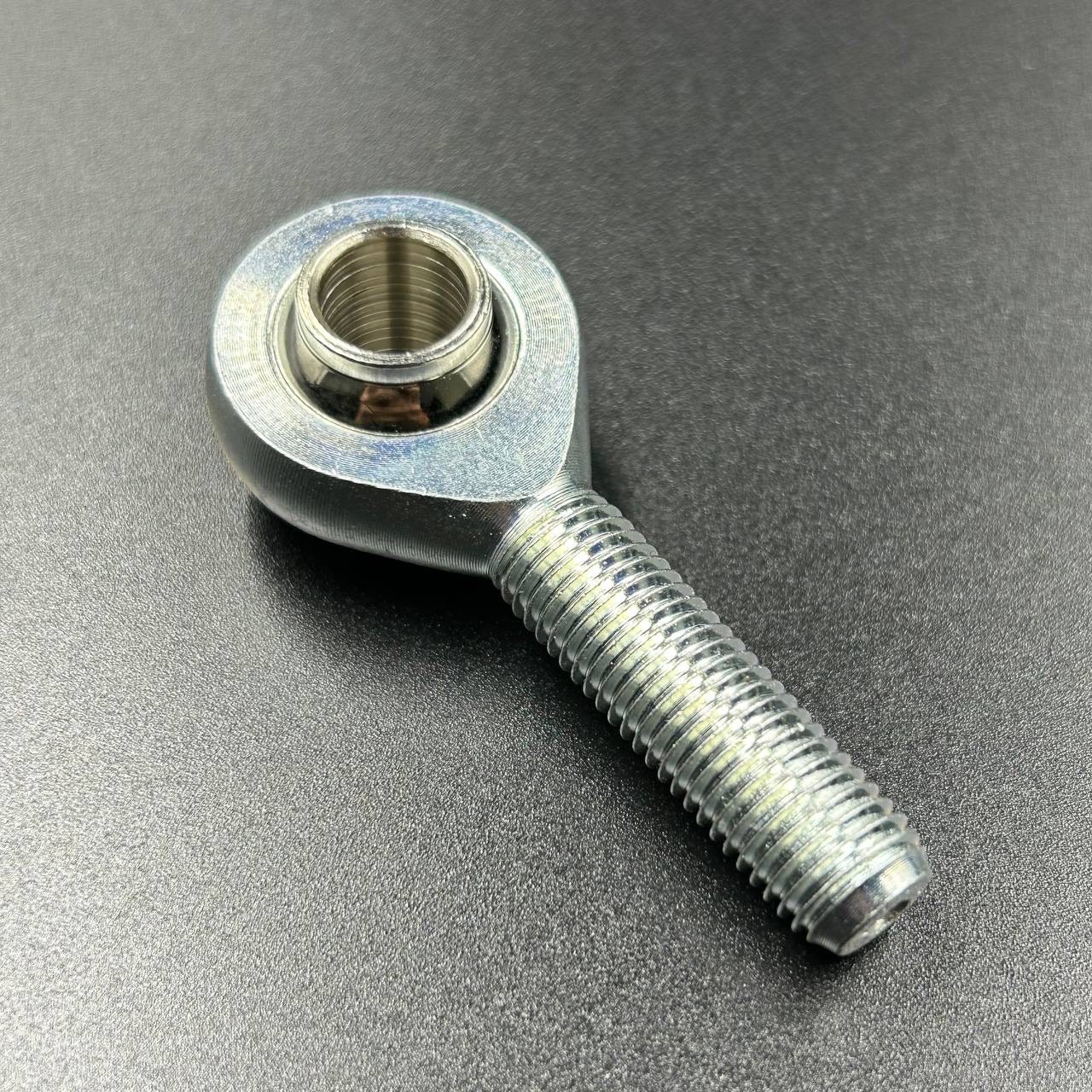 80841743-F903-48AA-826A-BE28BB69670D