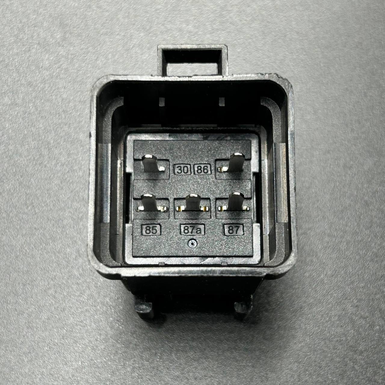 864E3125-4724-41D0-B1B2-986AF983B951