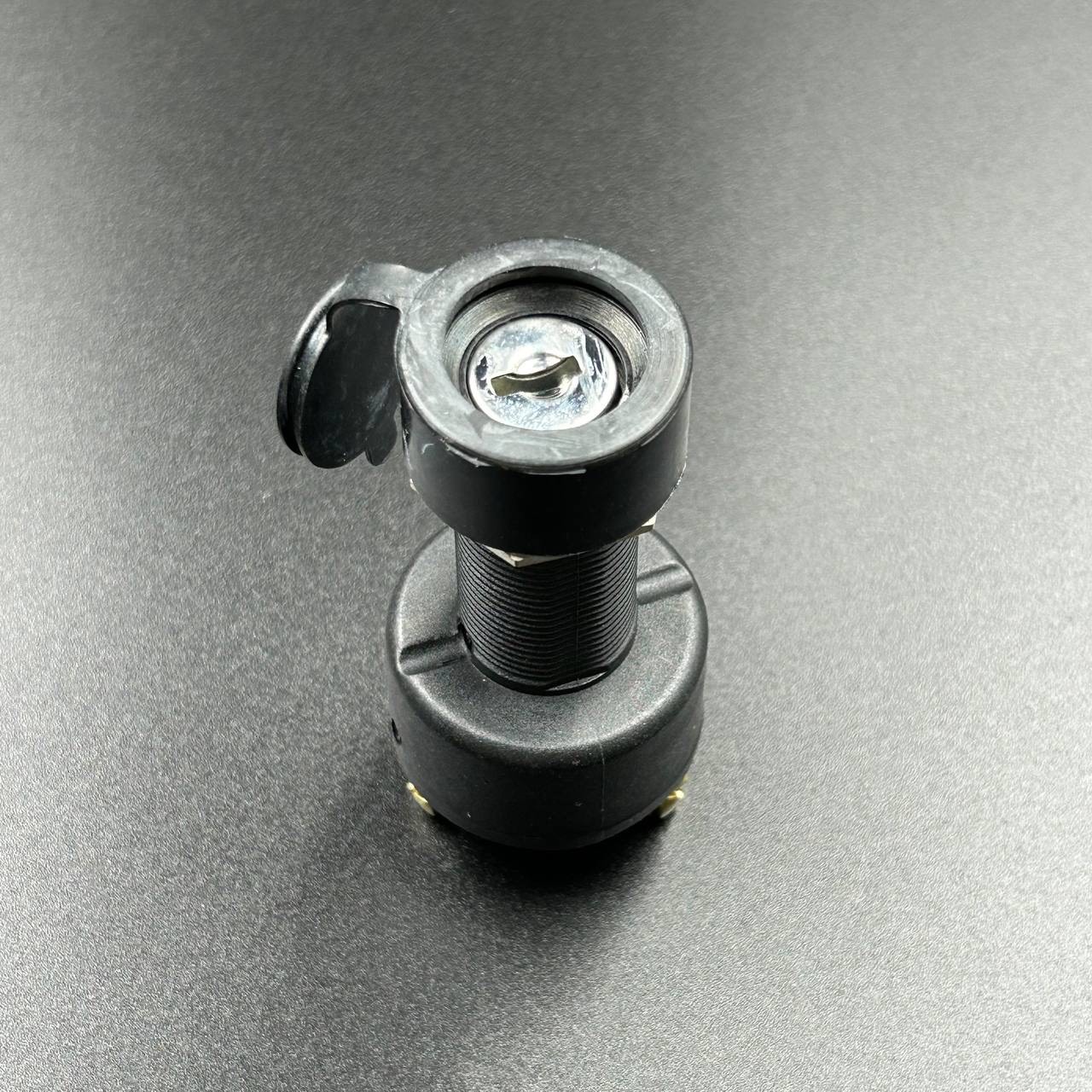 5860EE5A-B99A-4385-A365-263E45FB054A