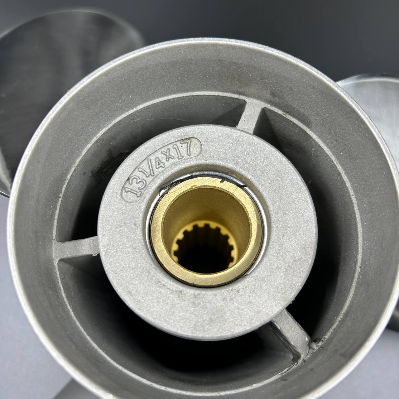 photo_5233719204581069195_y