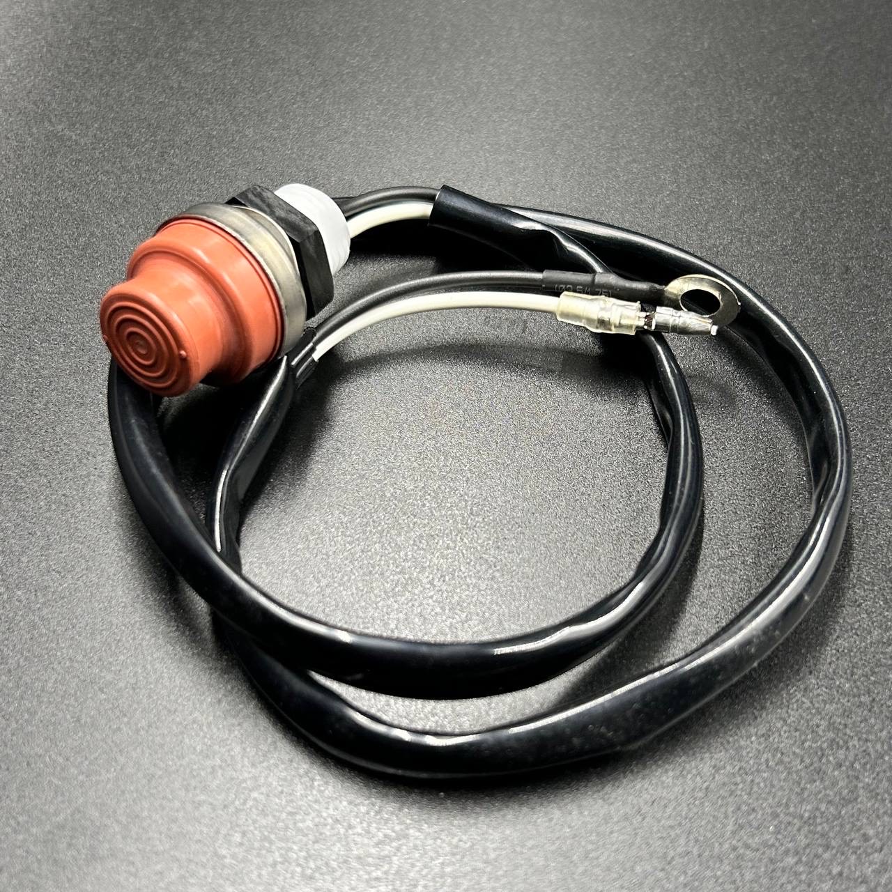 FF3220B9-F633-4474-B9F1-F72A2703CB23