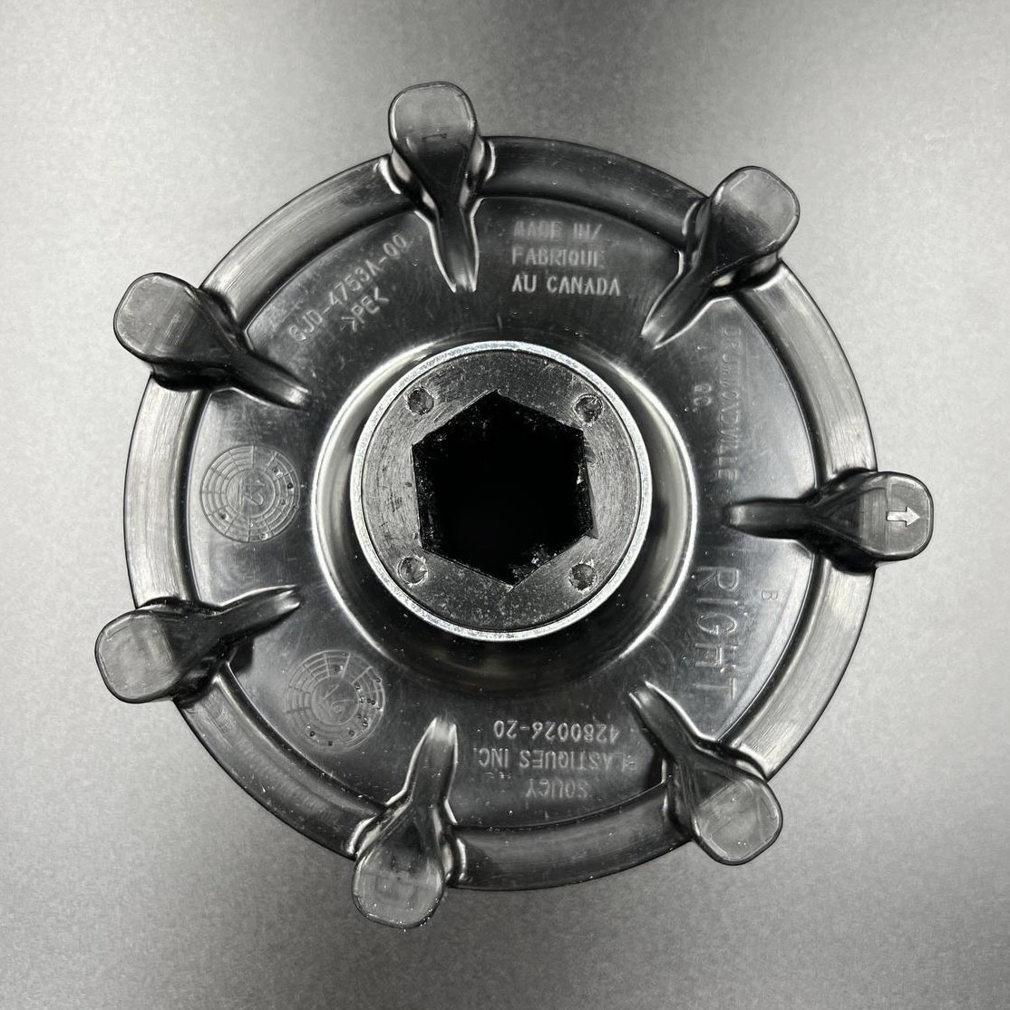 54B0C776-7D9A-40D6-B8D1-CC69472BF9F2