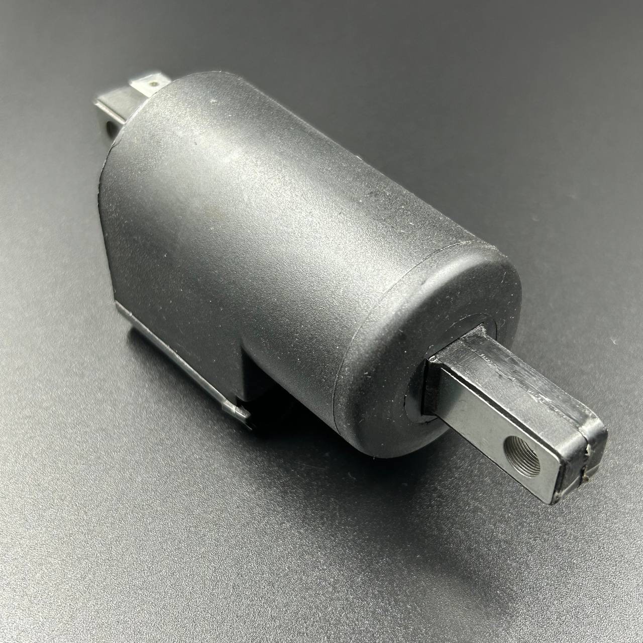 98F5A2AB-A419-4A22-99A6-F4DE180EAE01