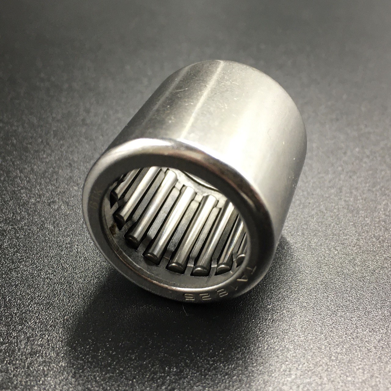 photo5404619595421167778