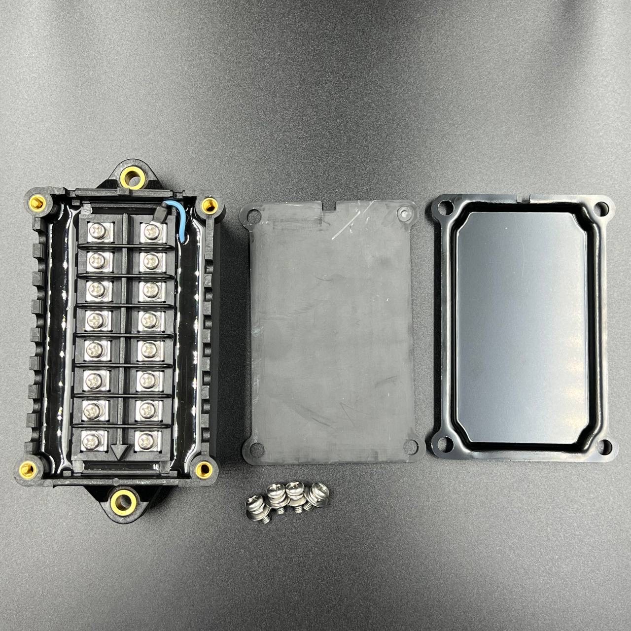 7D1C313C-4EA6-4EDD-A571-CFF3E6A599CA