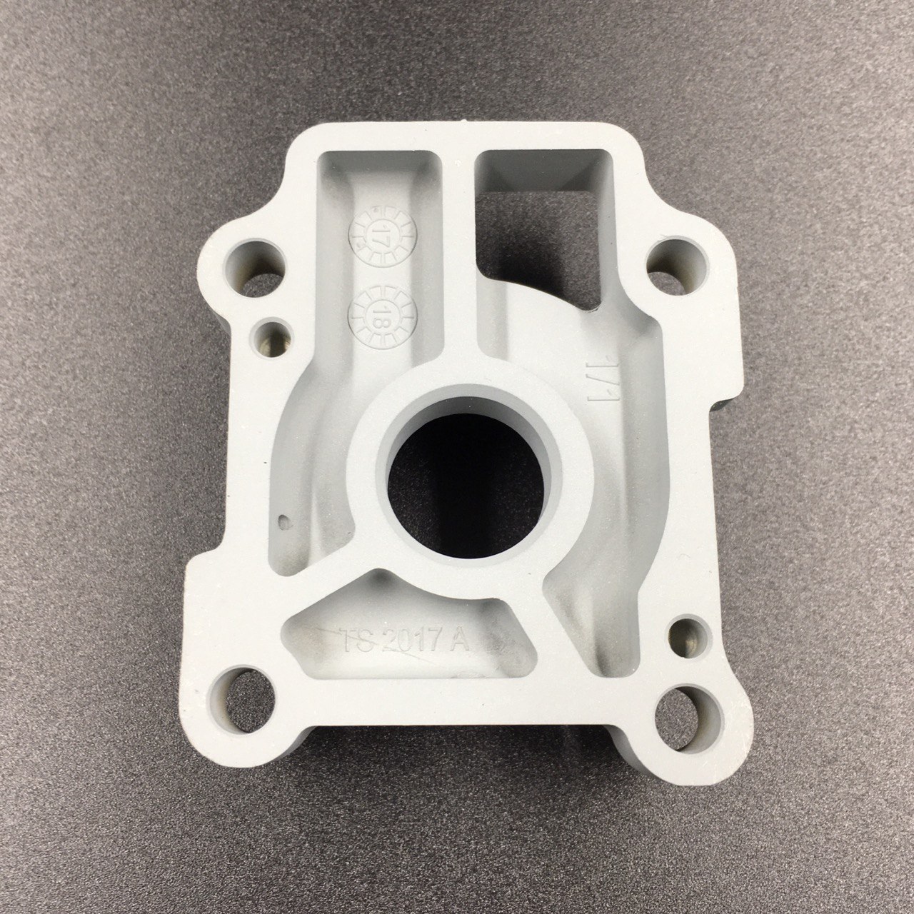 photo5208752460905164763